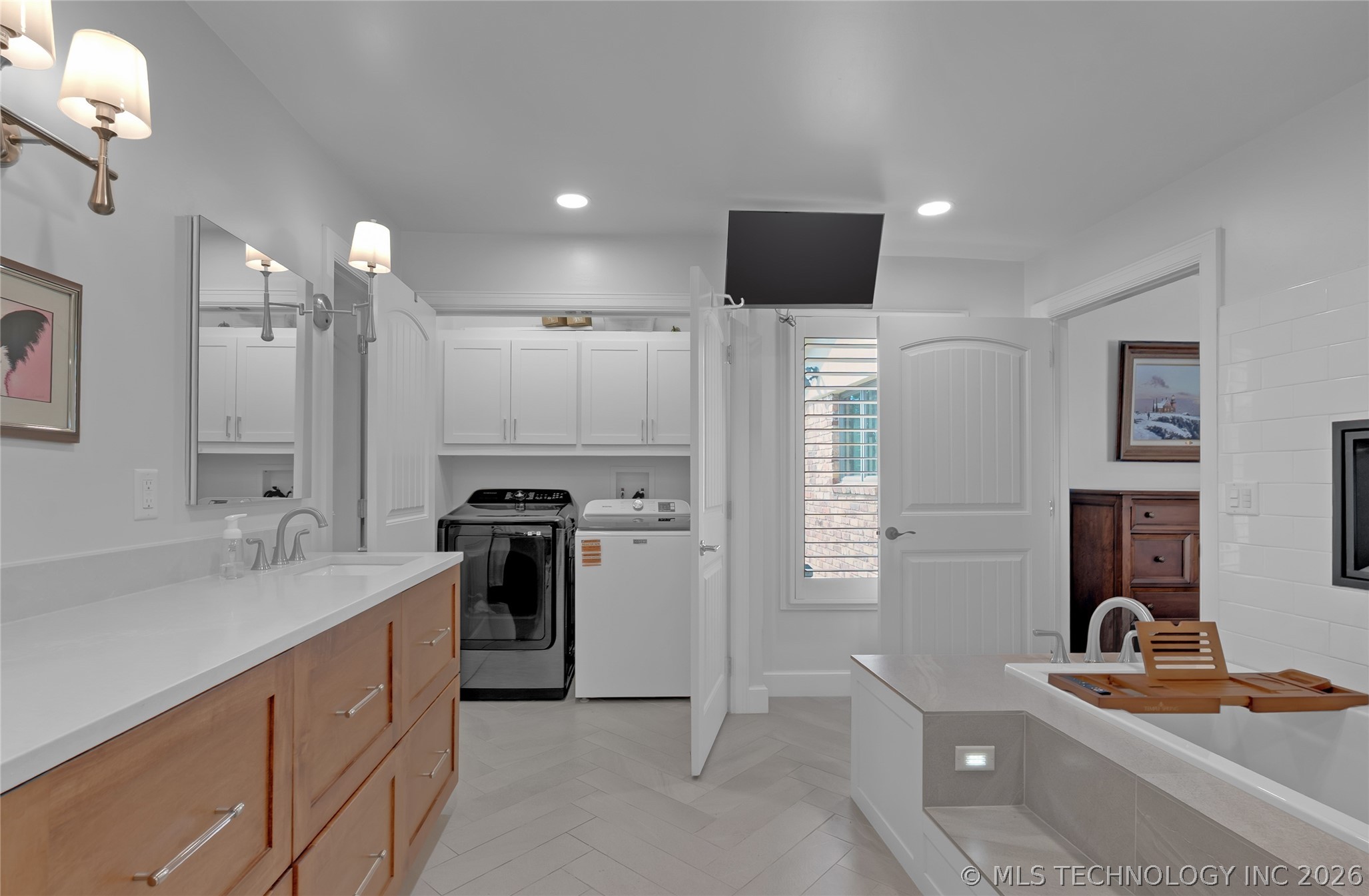 2911 E 70th Court Tulsa OK 74136