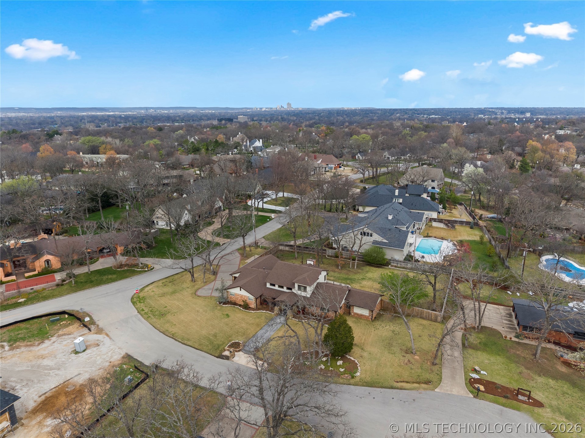 2911 E 70th Court Tulsa OK 74136