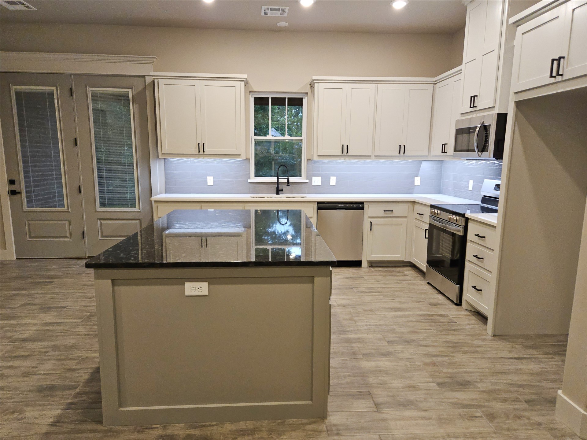 302 Oak Ridge Road Fort Gibson OK 74434