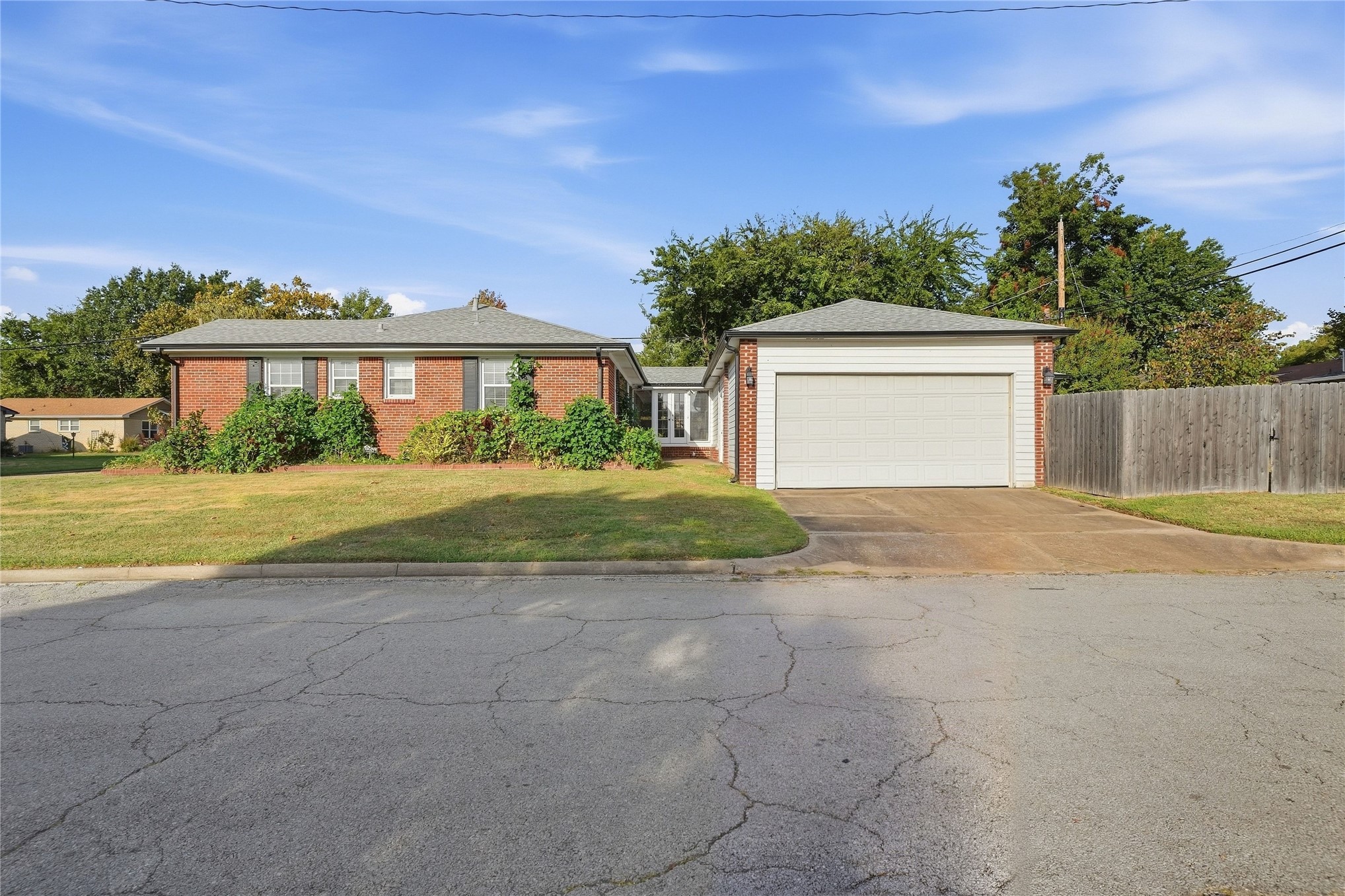 5763 E 24th Street Tulsa OK 74114