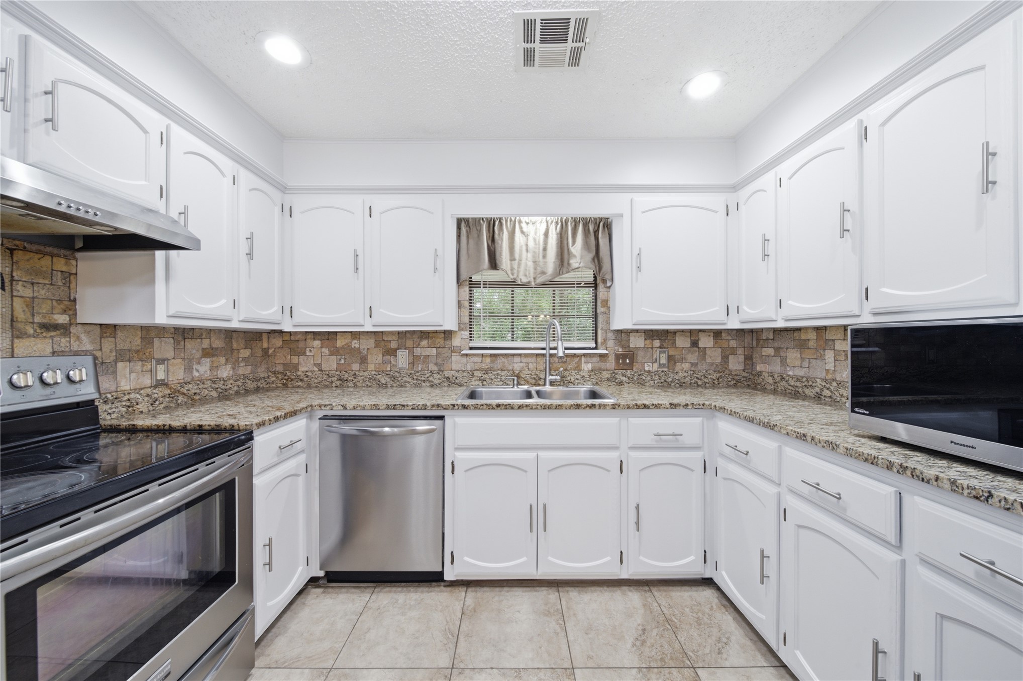 7629 E 88th Place Tulsa OK 74133
