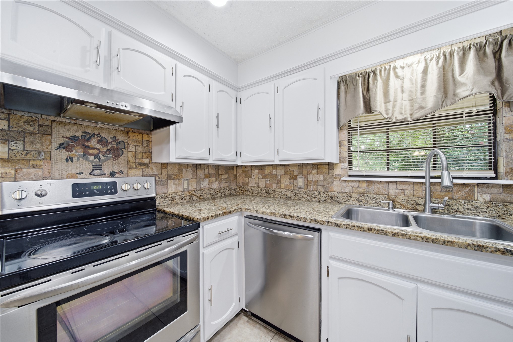7629 E 88th Place Tulsa OK 74133