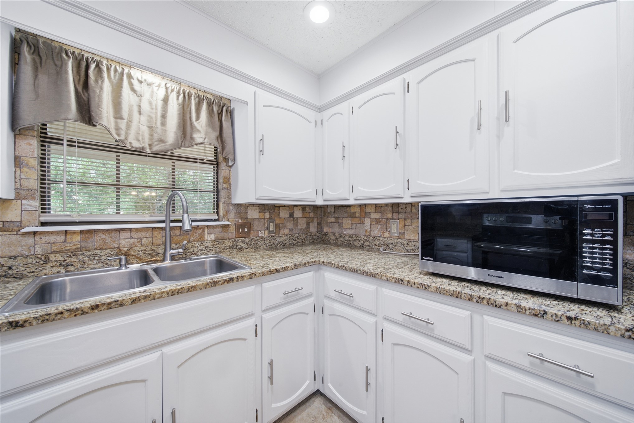 7629 E 88th Place Tulsa OK 74133