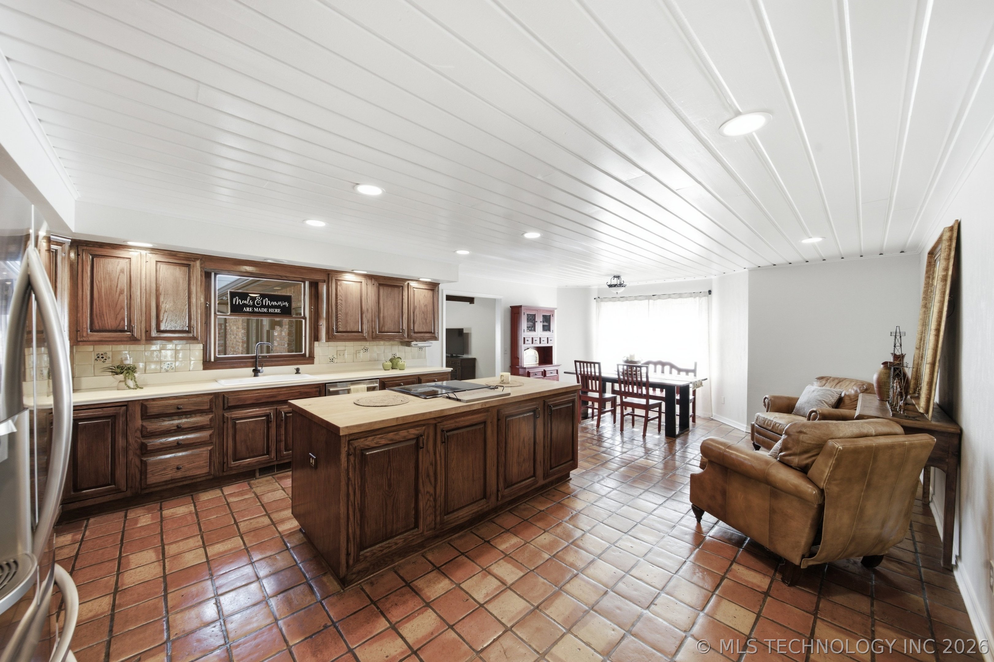 118 E 25th Street Tulsa OK 74114