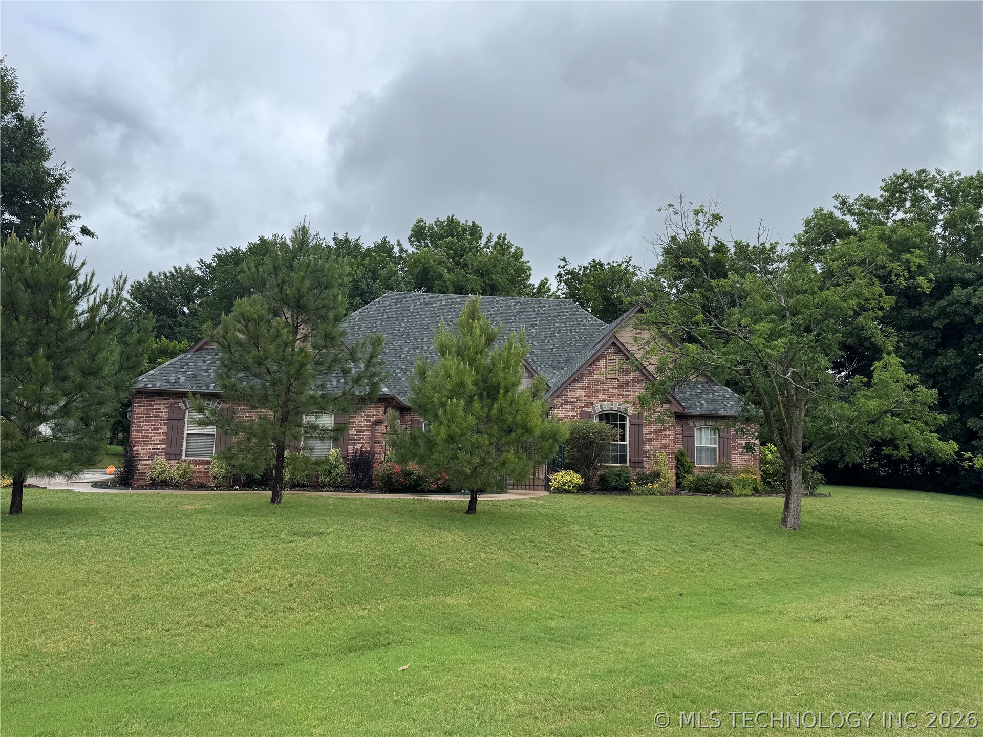 13822 S 18th Place Bixby OK 74008