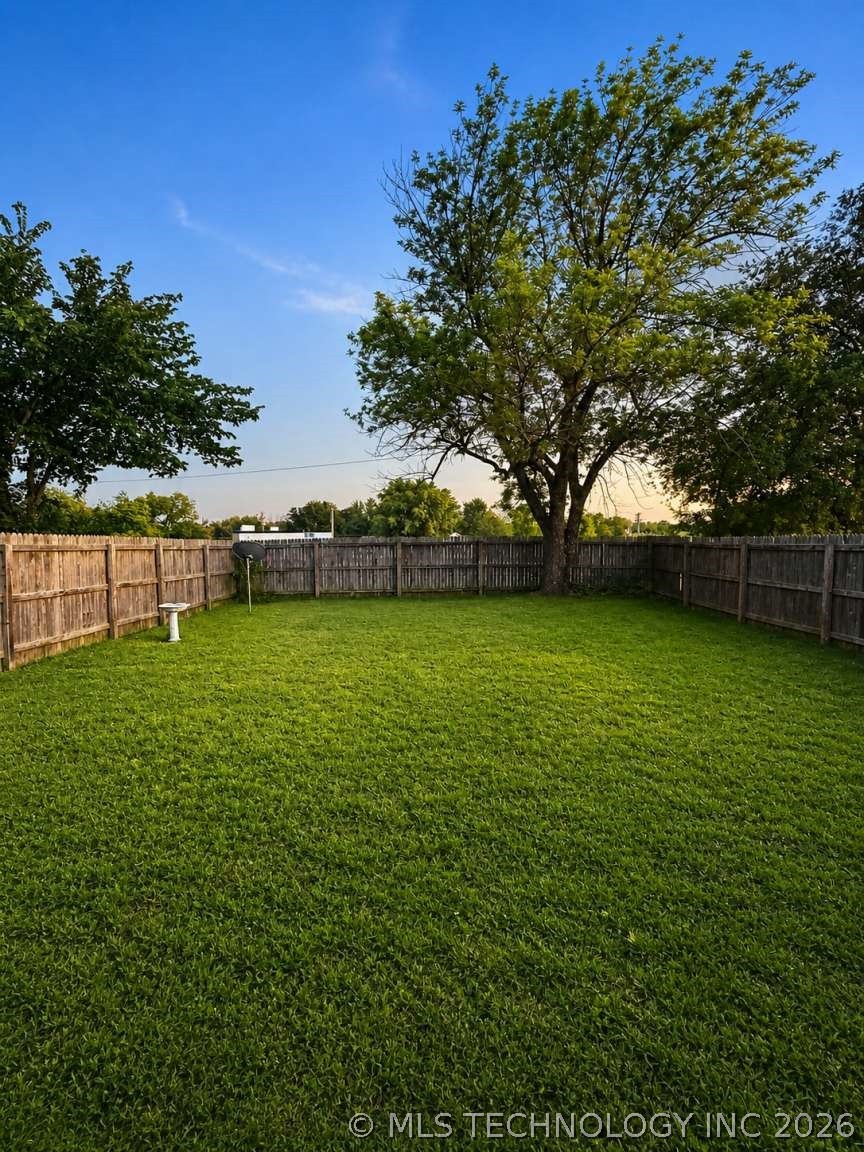 1811 W Broadway Street Collinsville OK 74021