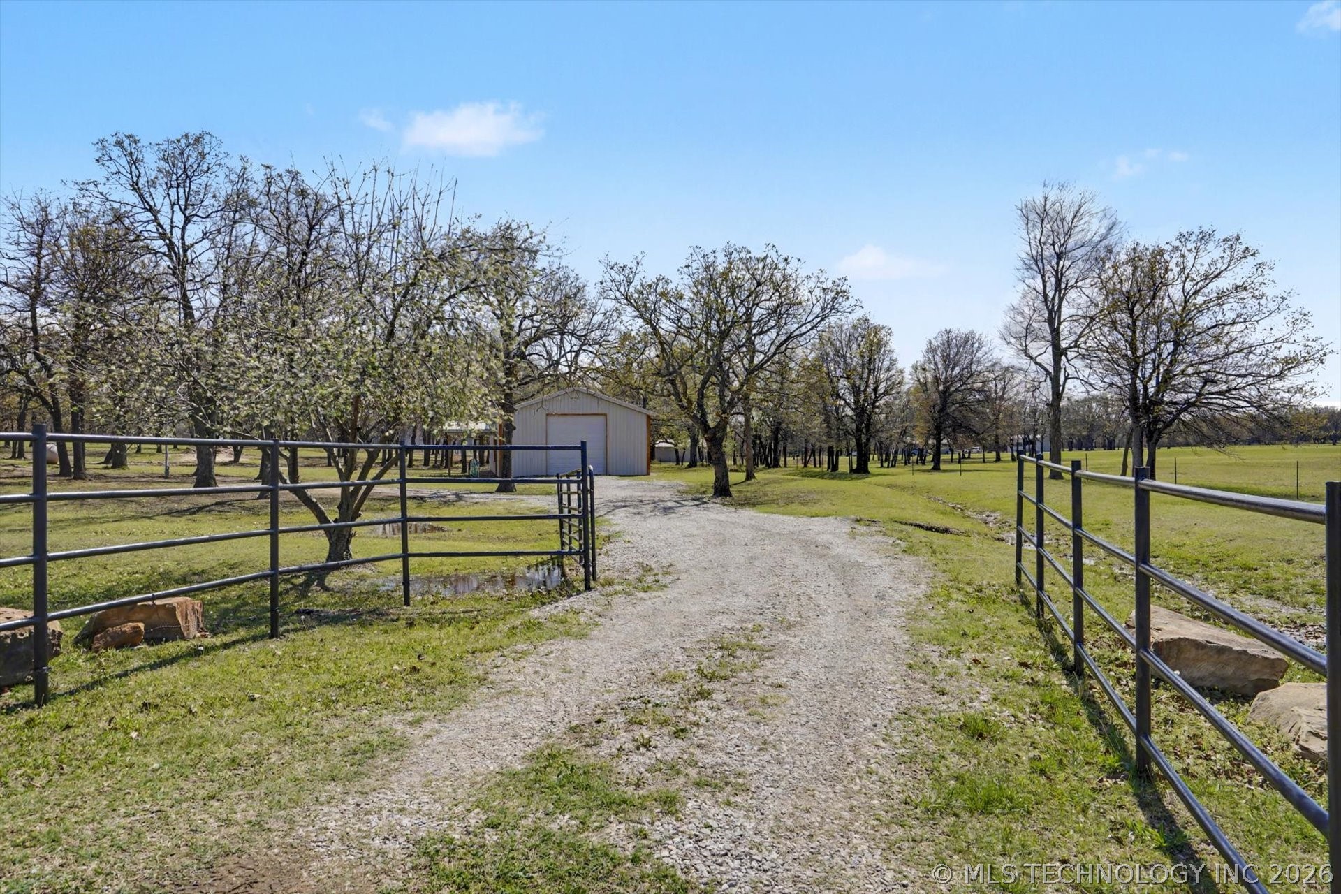 1429 County Road 2150 Skiatook OK 74070