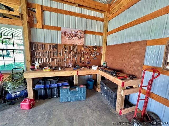 1429 County Road 2150 Skiatook OK 74070