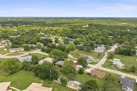 79 6TH Street Healdton OK 73438