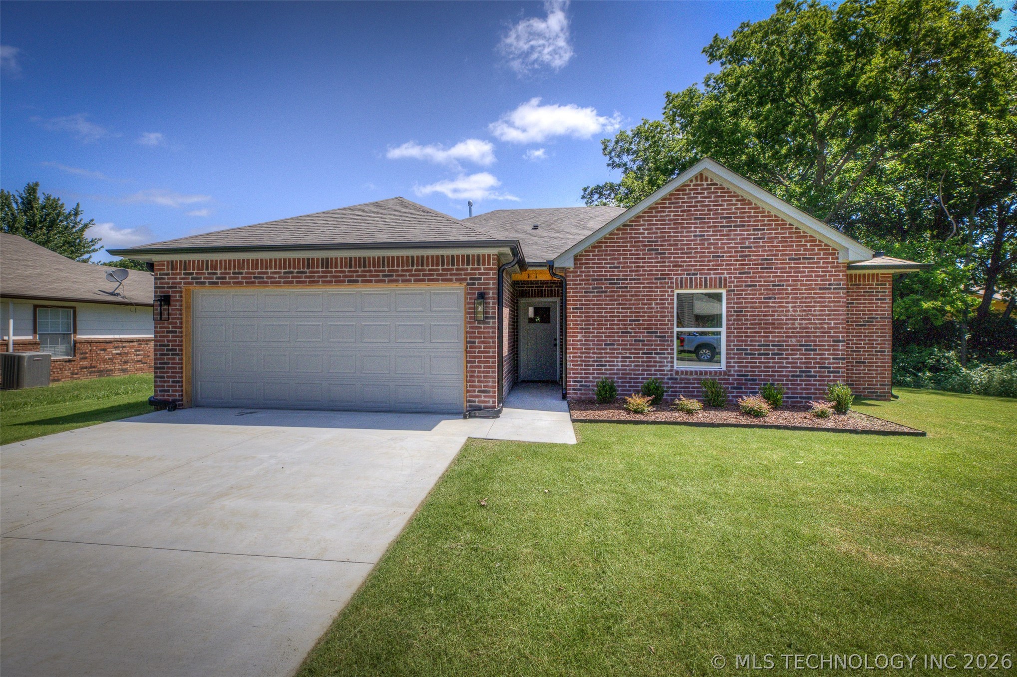 2561 W 66th Place S Tulsa OK 74132