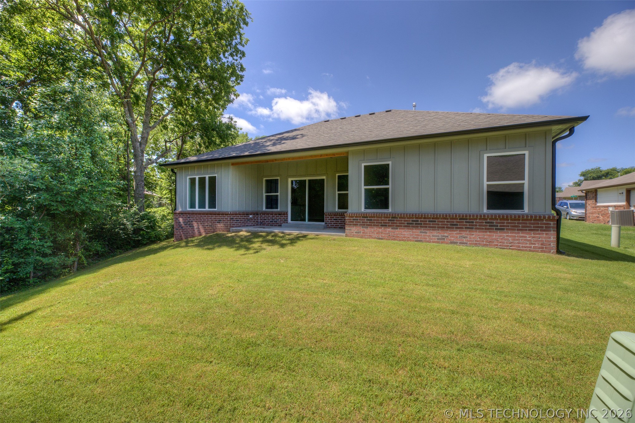 2561 W 66th Place S Tulsa OK 74132