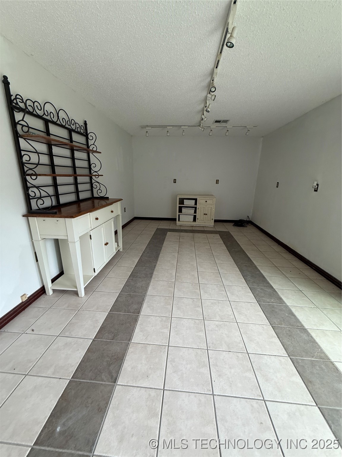 19328 County Road 1630 Ada OK 74871