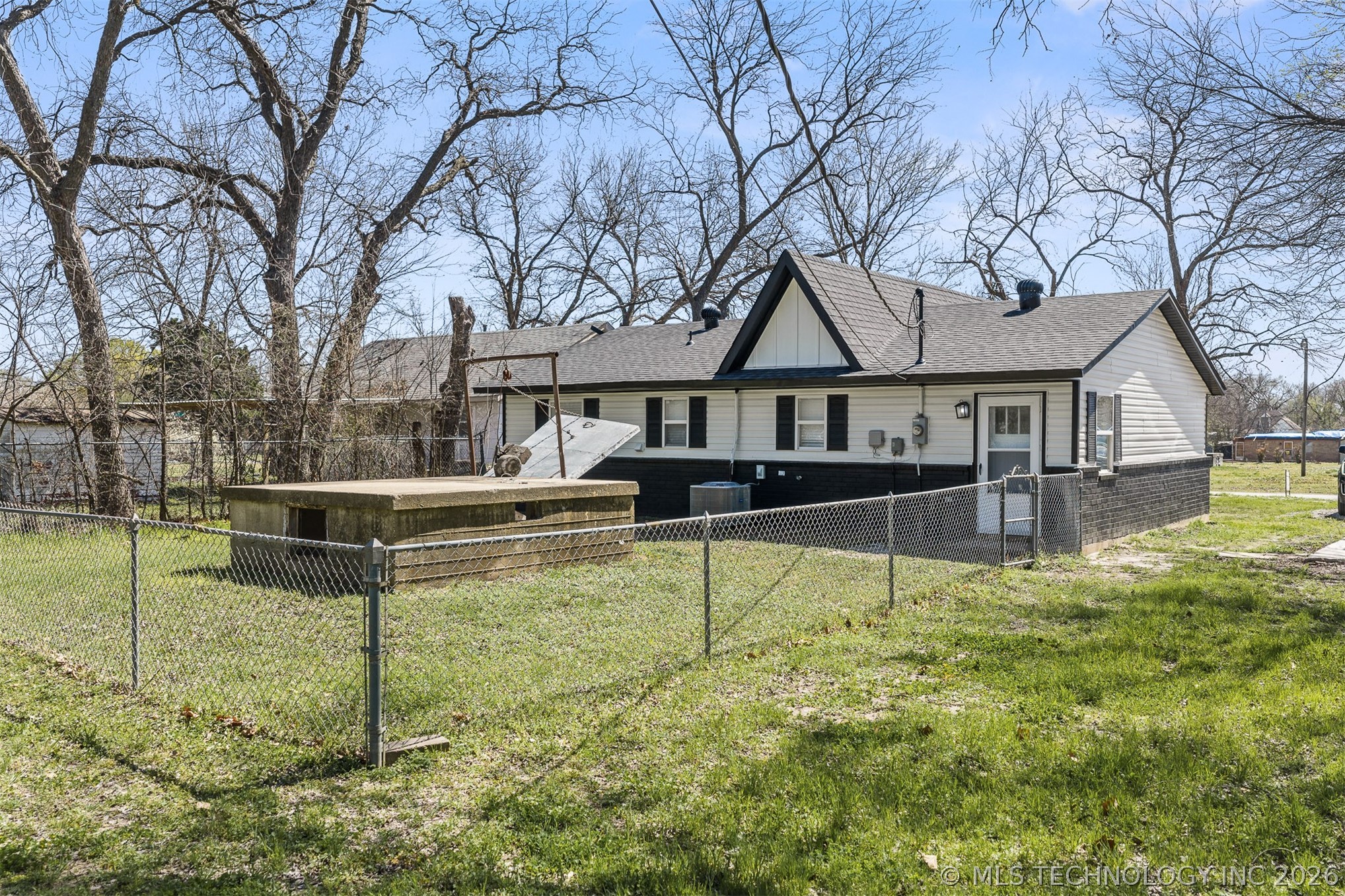 606 W Cherokee Street Marietta OK 73448