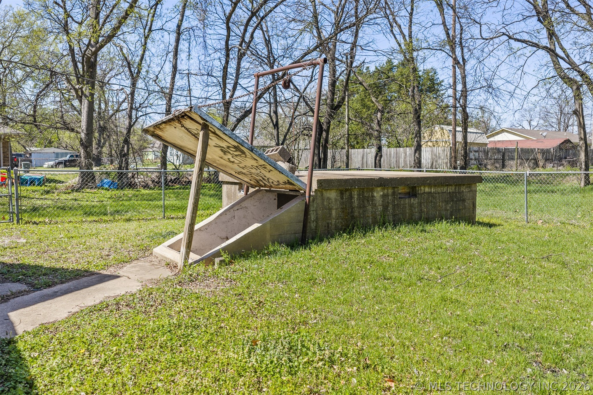 606 W Cherokee Street Marietta OK 73448