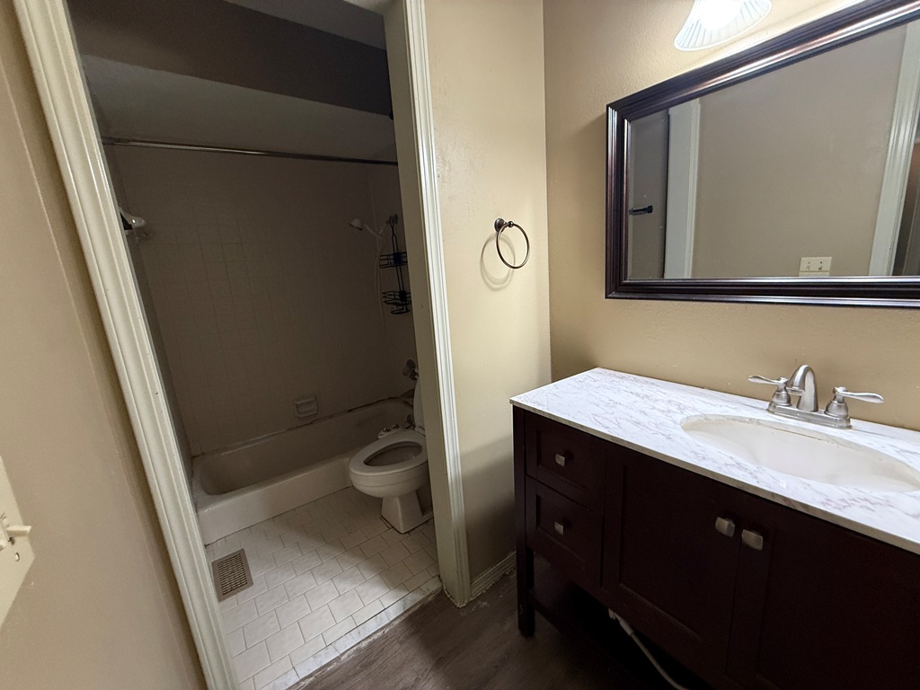 400 S Hemlock Avenue Broken Arrow OK 74012