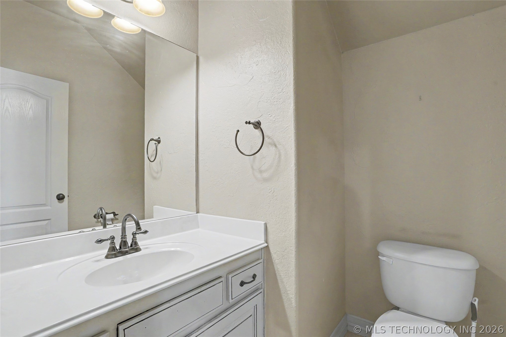 1004 W Elmira Street Broken Arrow OK 74012