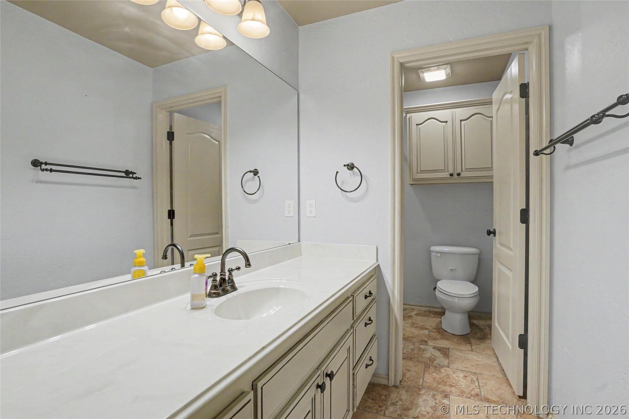 1004 W Elmira Street Broken Arrow OK 74012