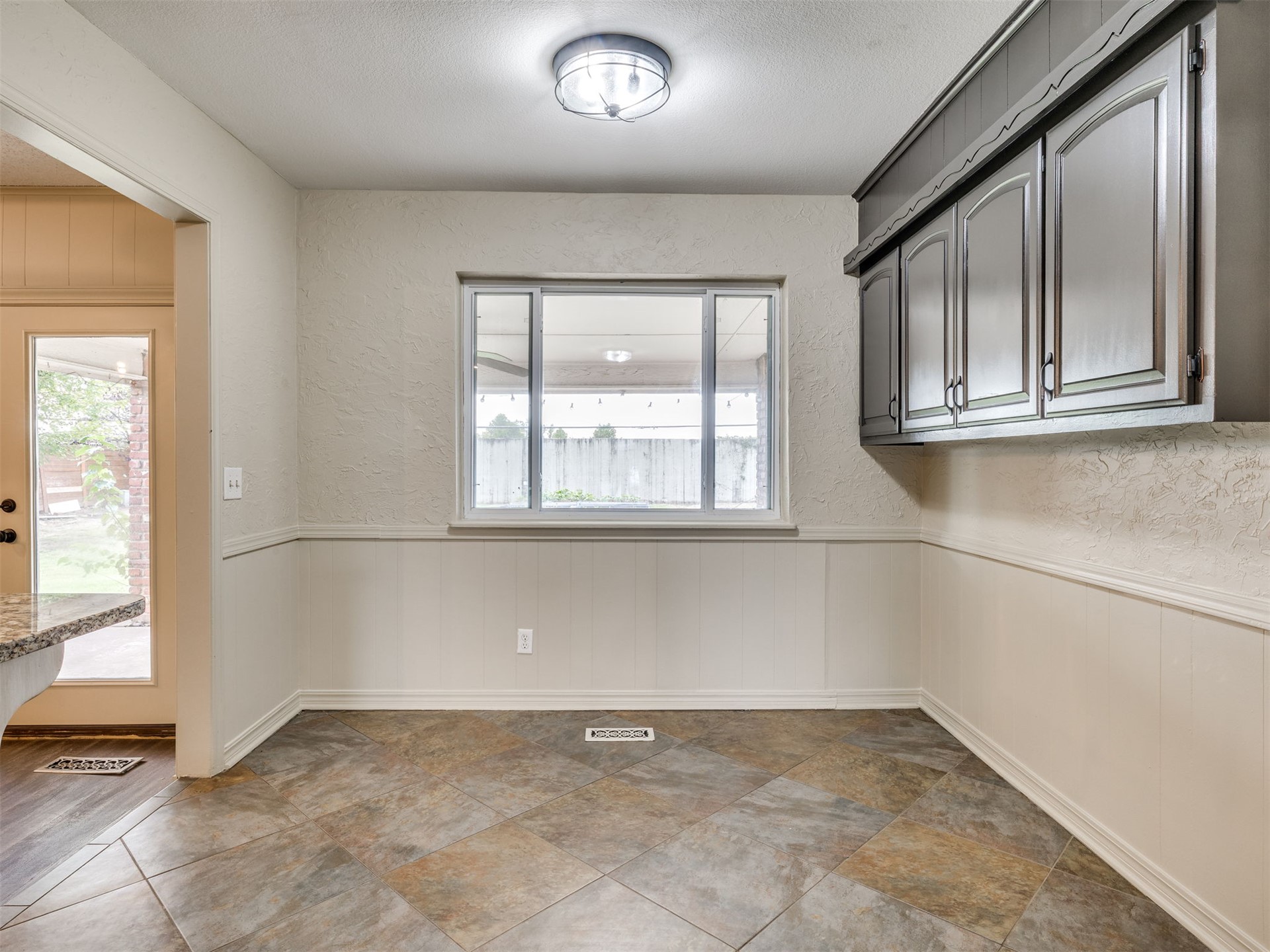 7428 E 70th Street Tulsa OK 74133
