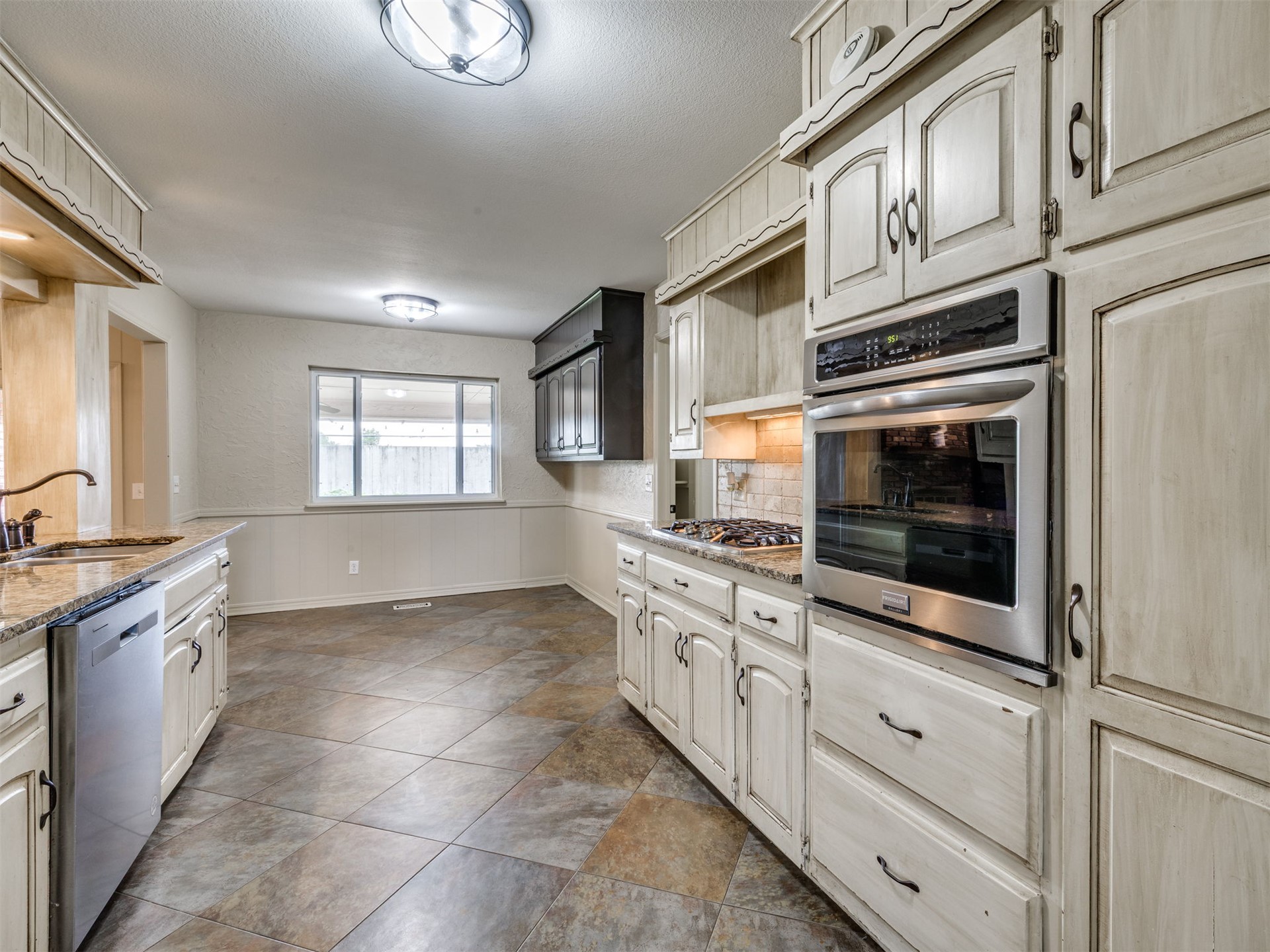 7428 E 70th Street Tulsa OK 74133