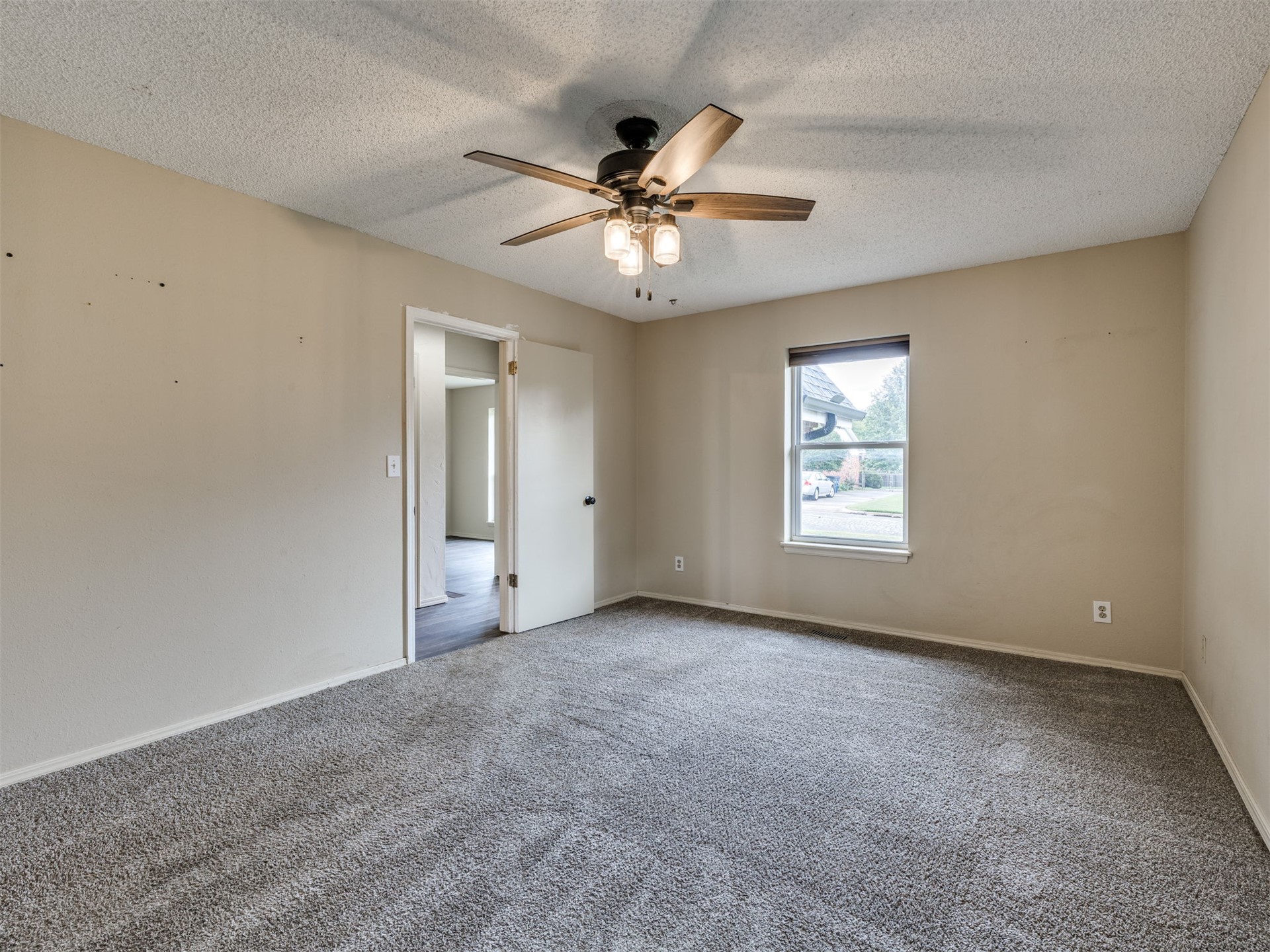 7428 E 70th Street Tulsa OK 74133