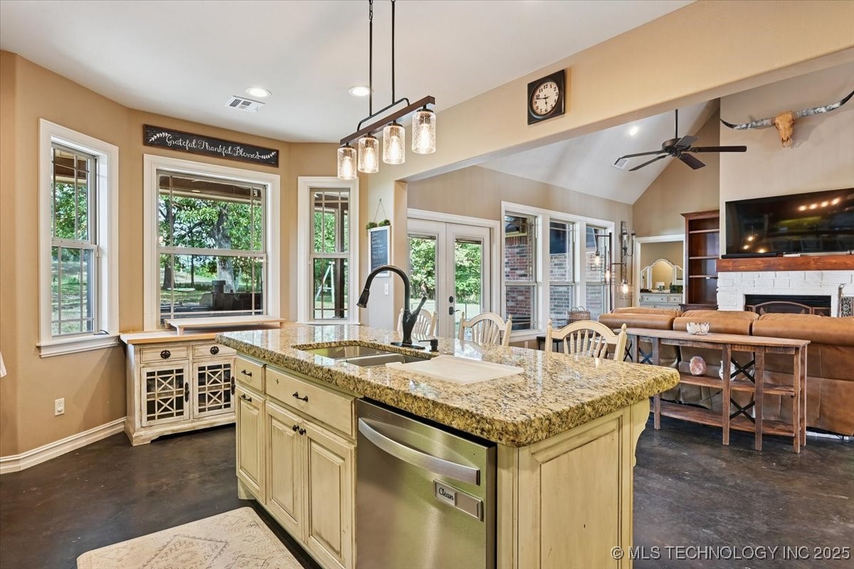 121 Quanah Road Fort Gibson OK 74434