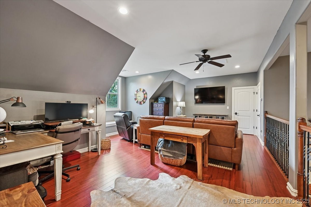 121 Quanah Road Fort Gibson OK 74434