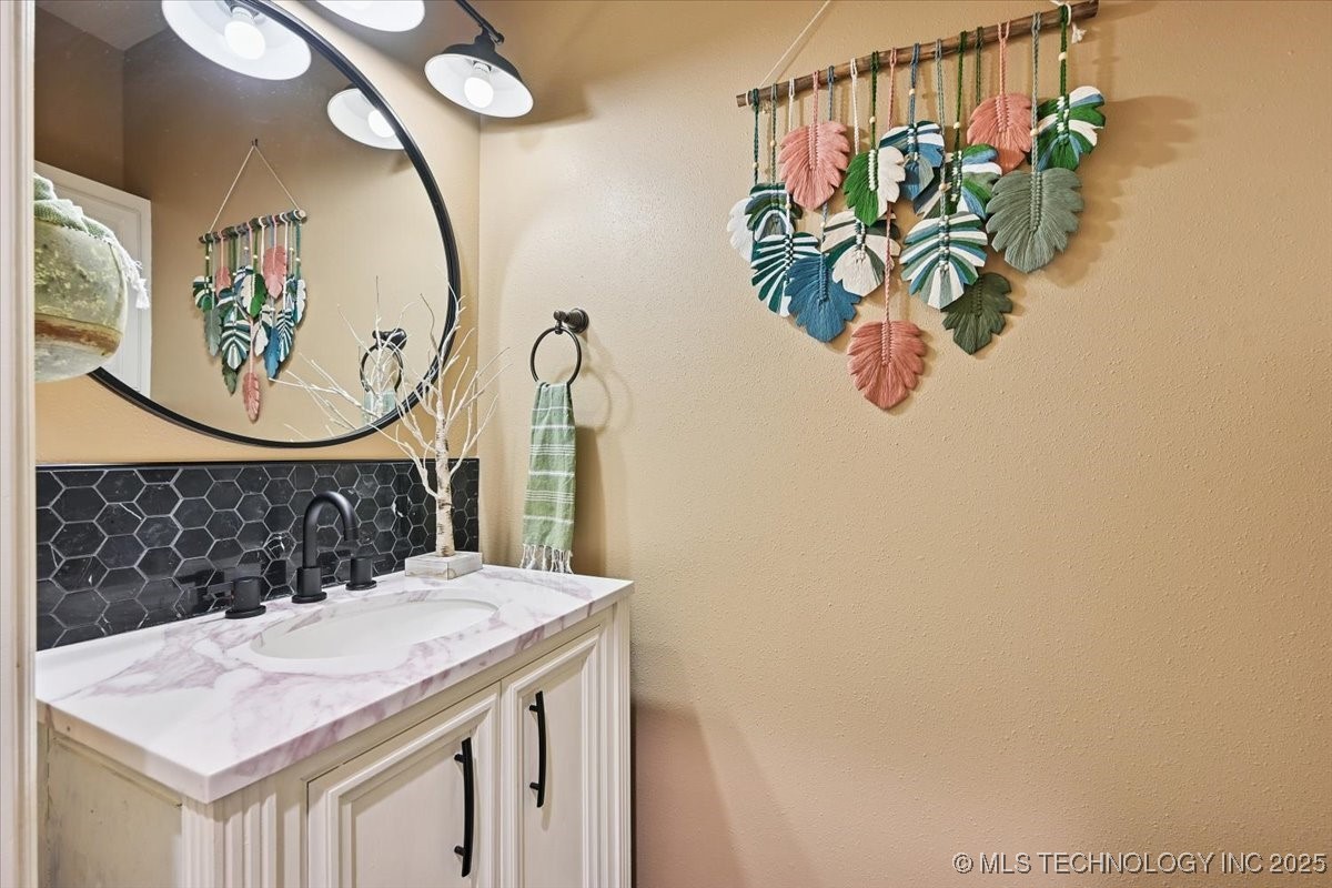 121 Quanah Road Fort Gibson OK 74434