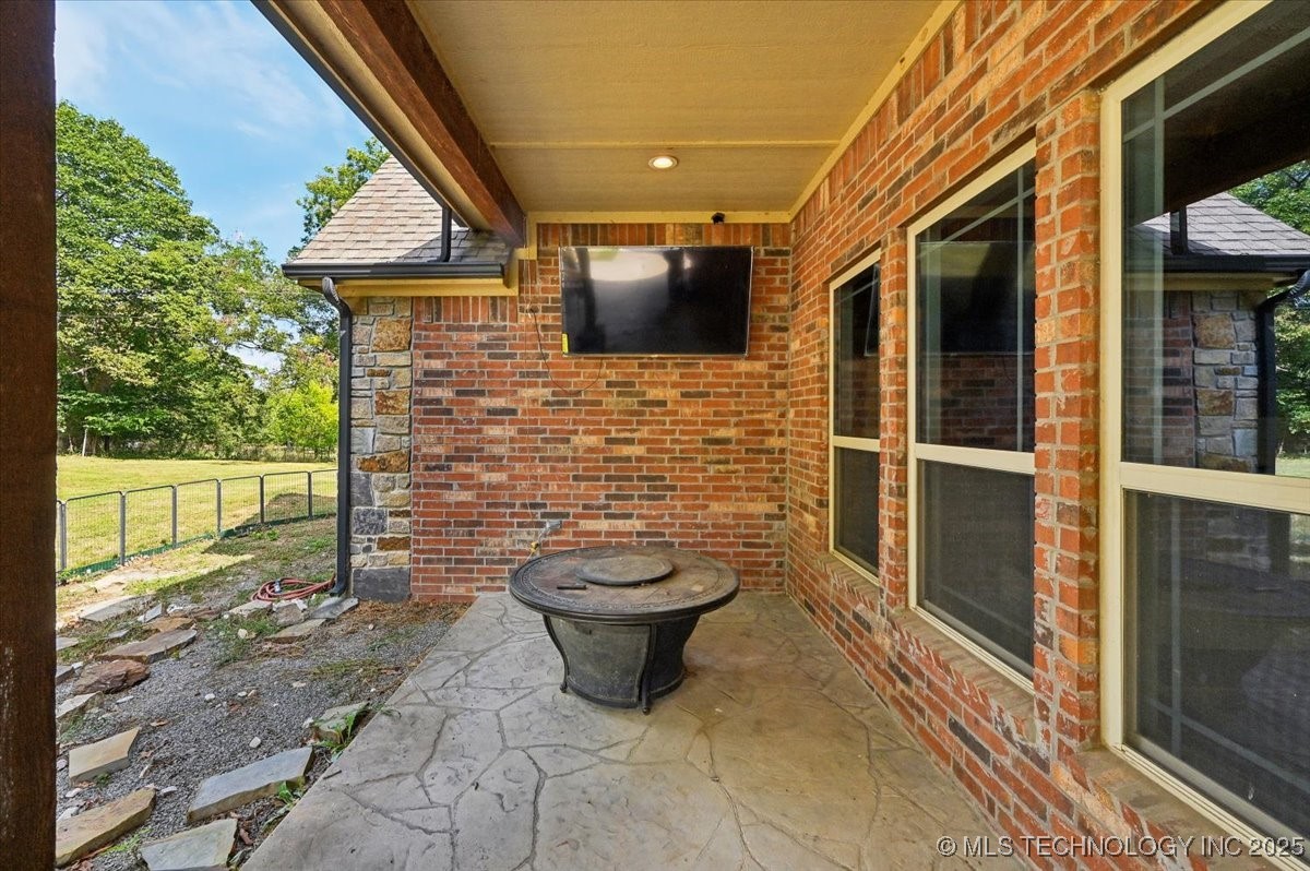 121 Quanah Road Fort Gibson OK 74434