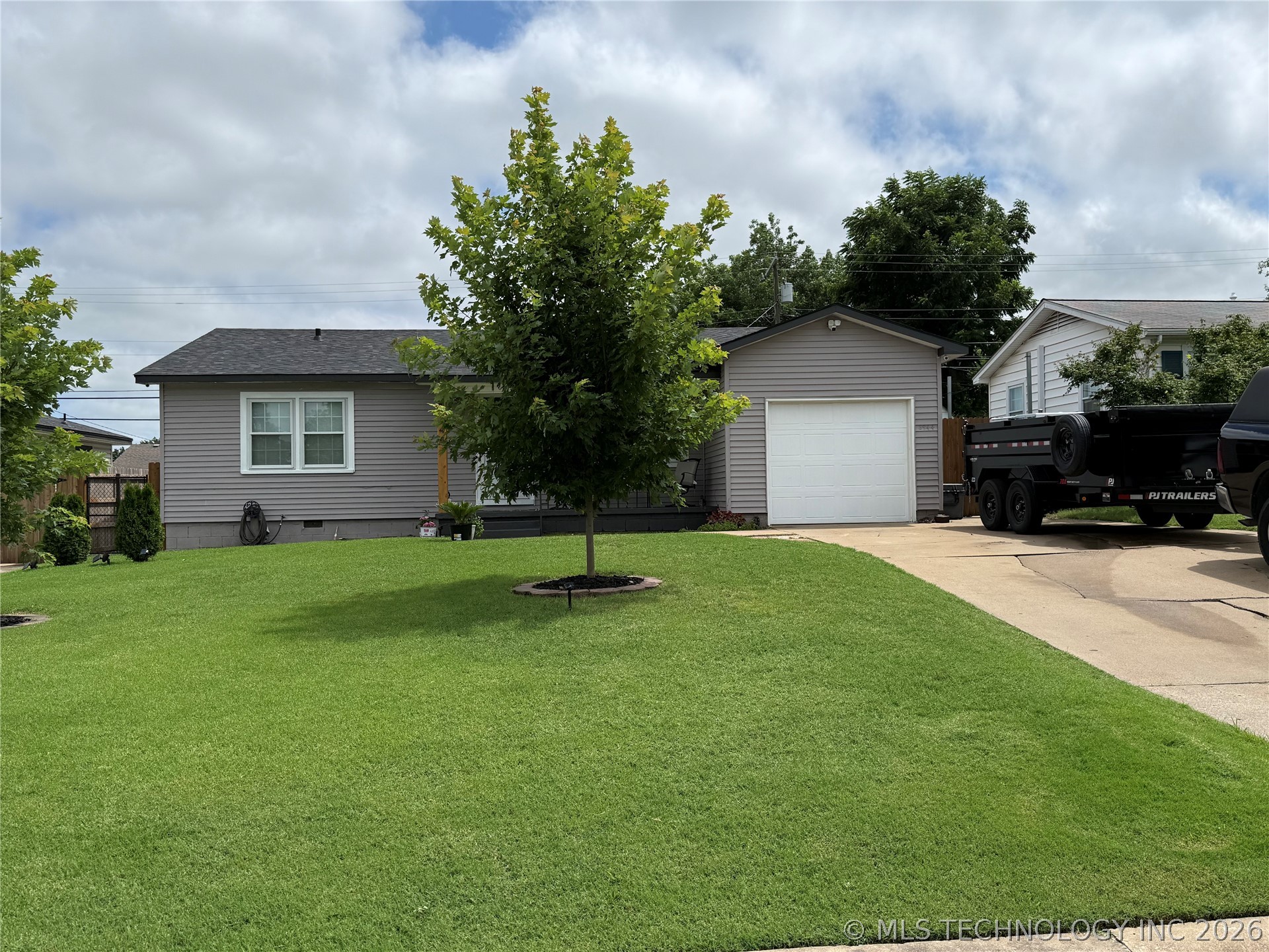 8944 E Newton Street Tulsa OK 74115