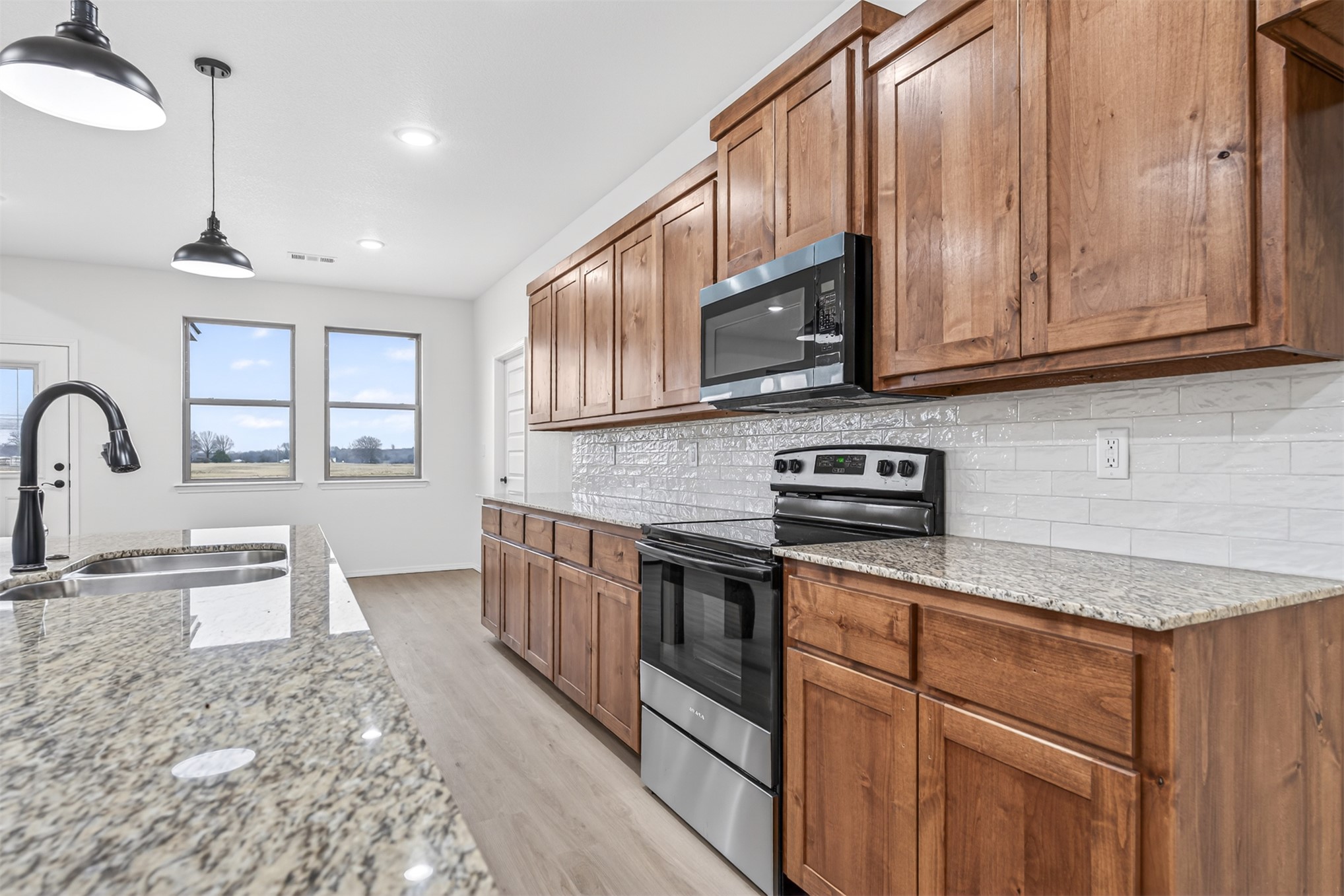 124 Countryside Way Pocola OK 74902