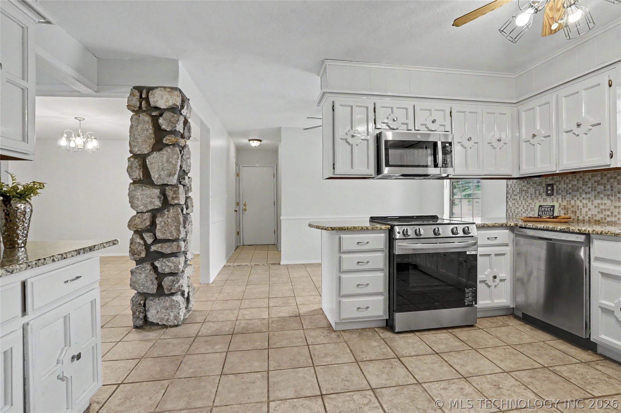 2003 N Main Street Owasso OK 74055