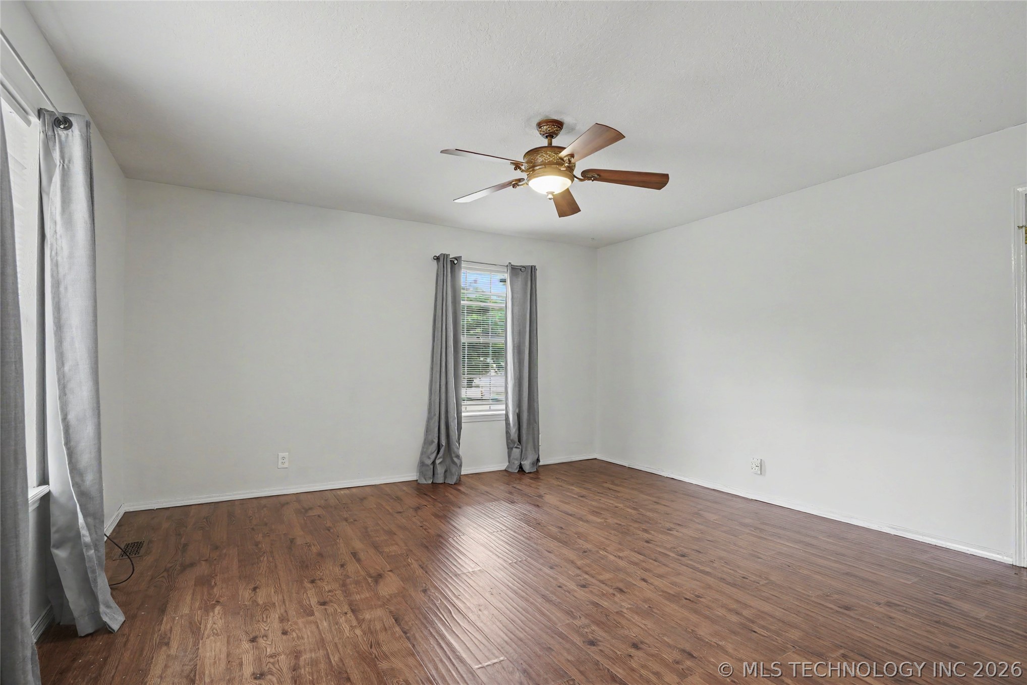 2003 N Main Street Owasso OK 74055
