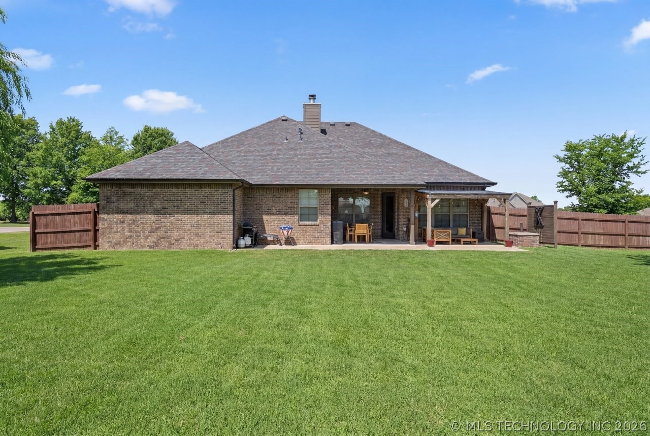 61521 E 266 Road Grove OK 74344