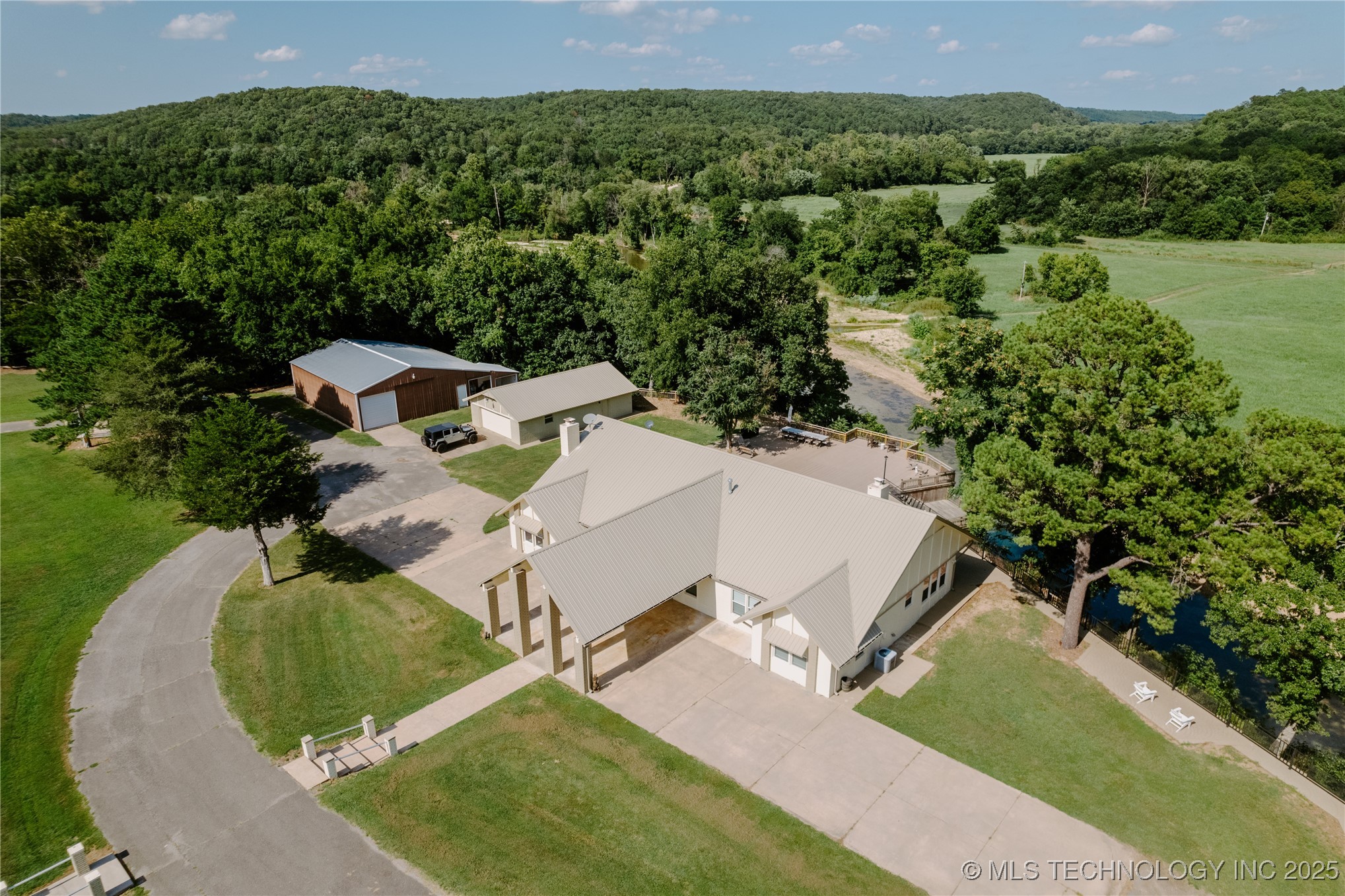 4100 N 430 Road Locust Grove OK 74352