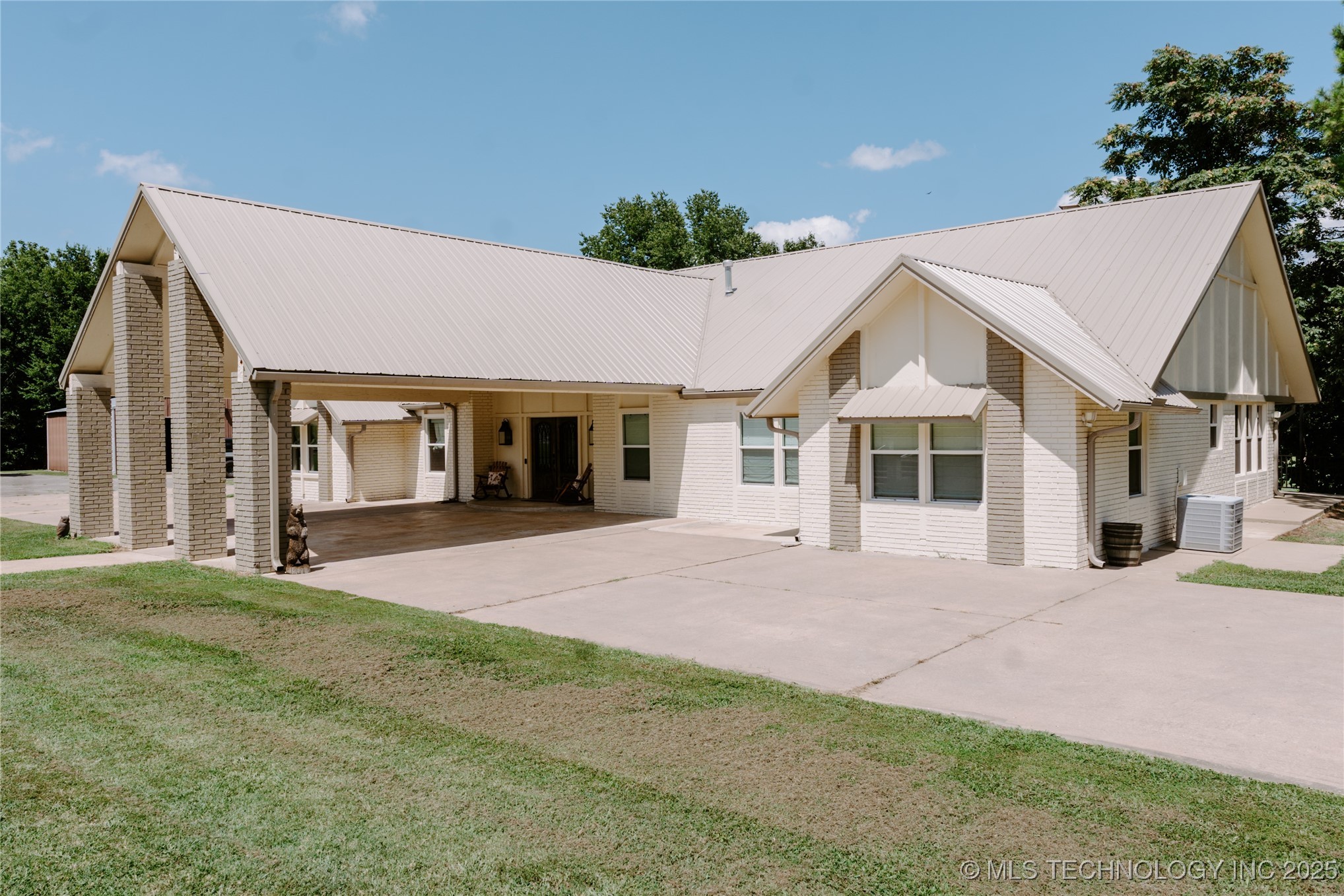 4100 N 430 Road Locust Grove OK 74352