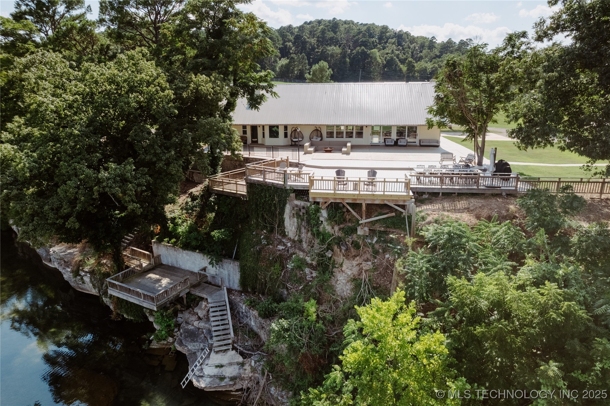 4100 N 430 Road Locust Grove OK 74352
