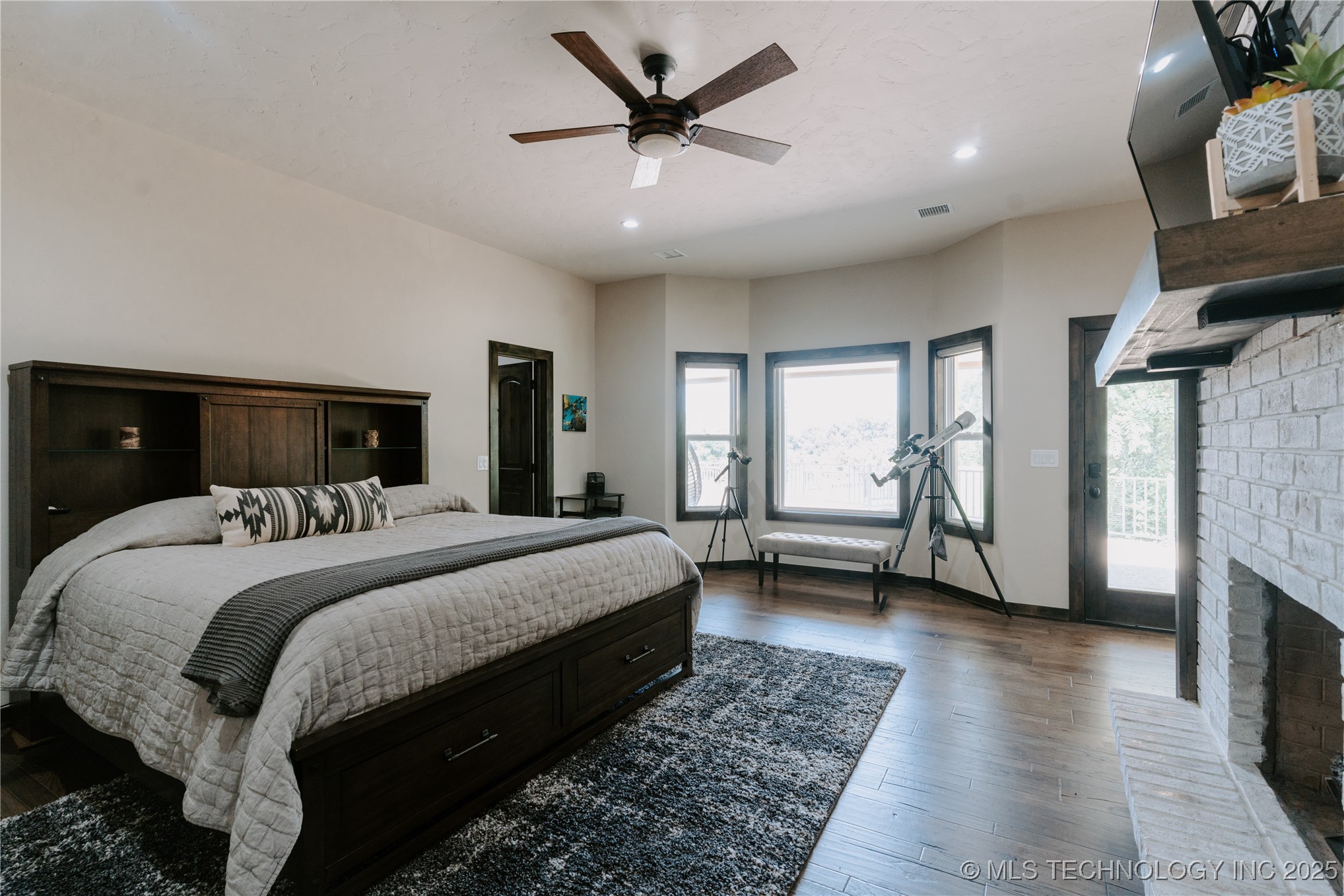 4100 N 430 Road Locust Grove OK 74352