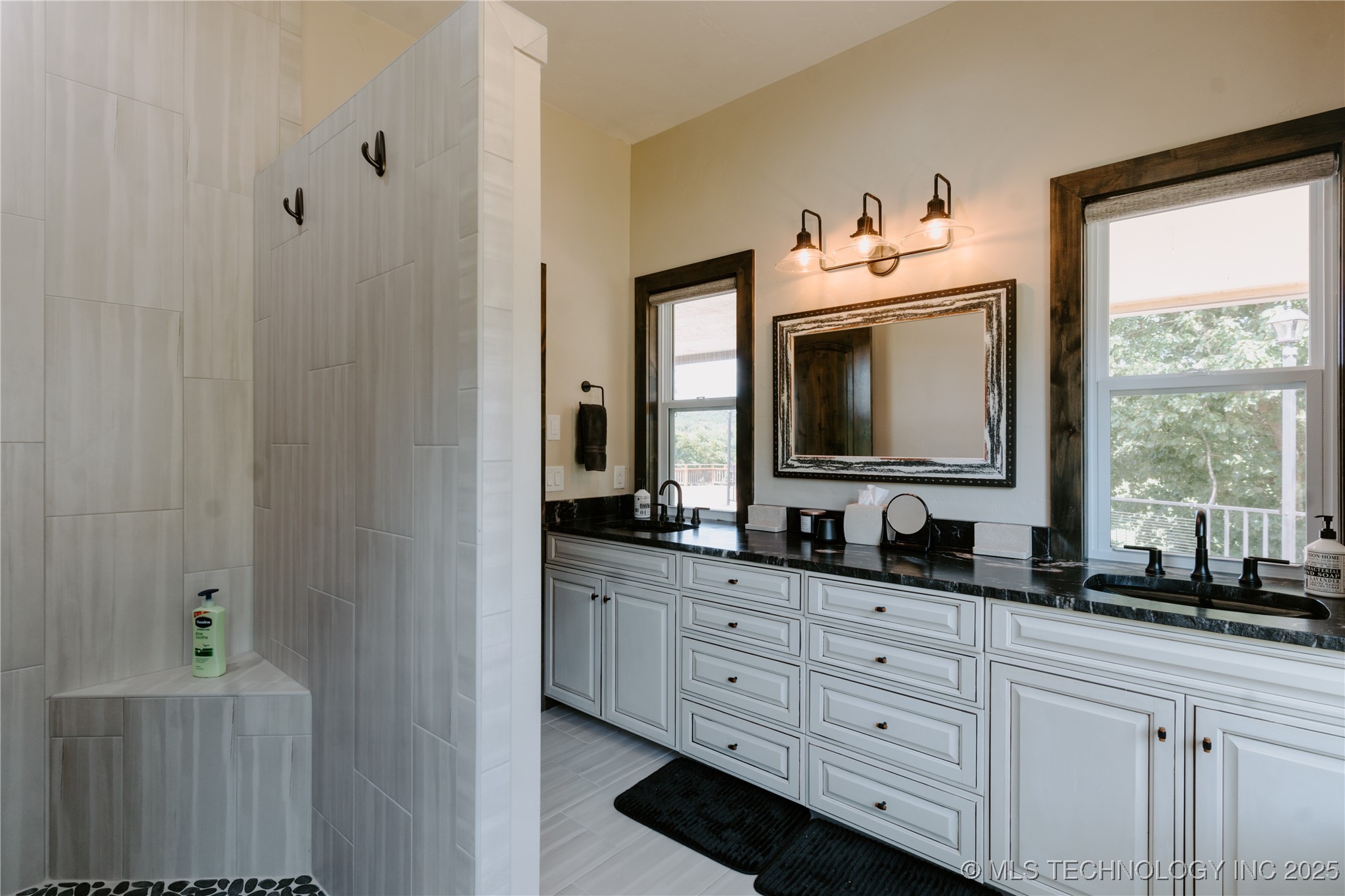 4100 N 430 Road Locust Grove OK 74352