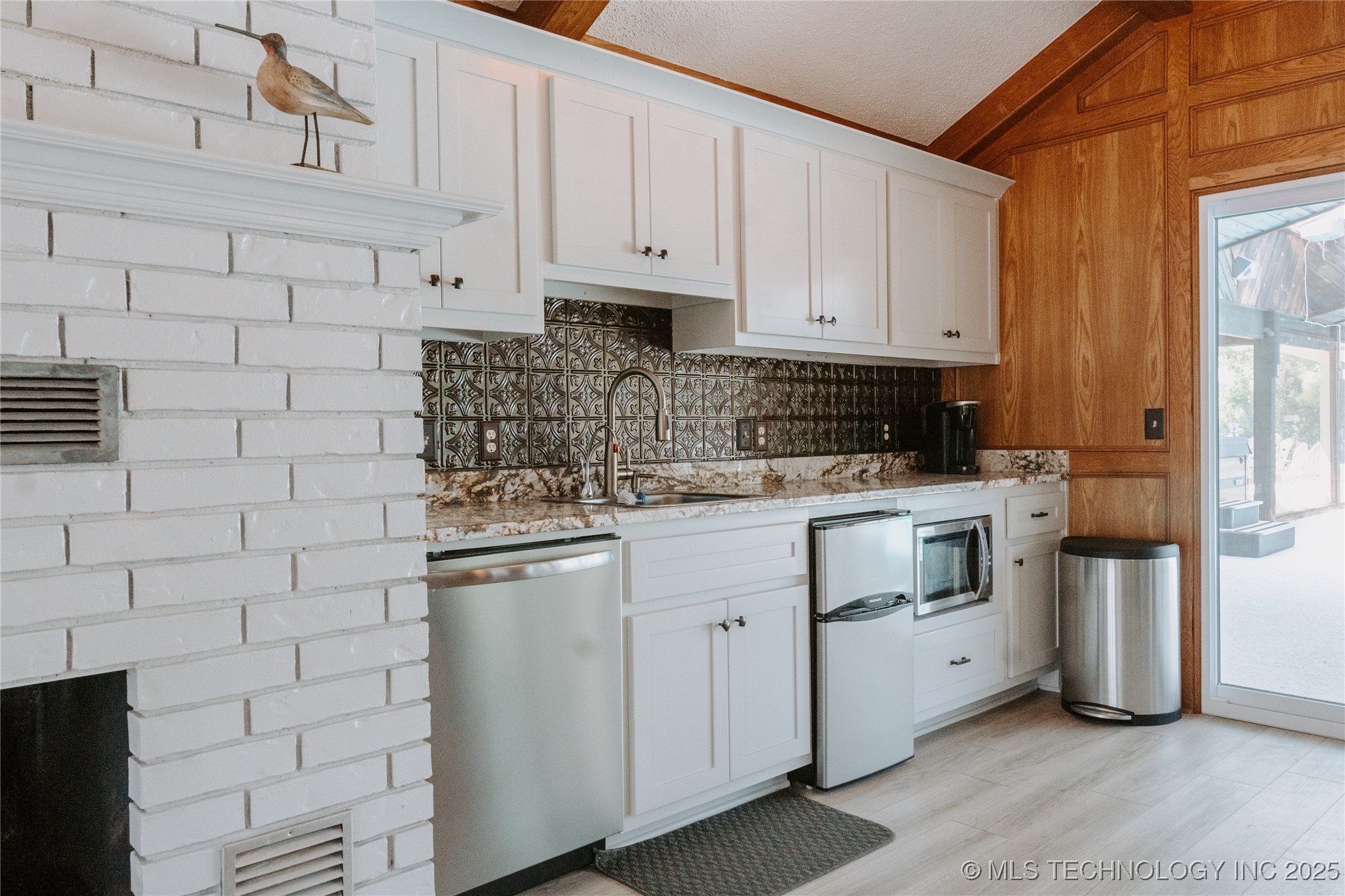 4100 N 430 Road Locust Grove OK 74352