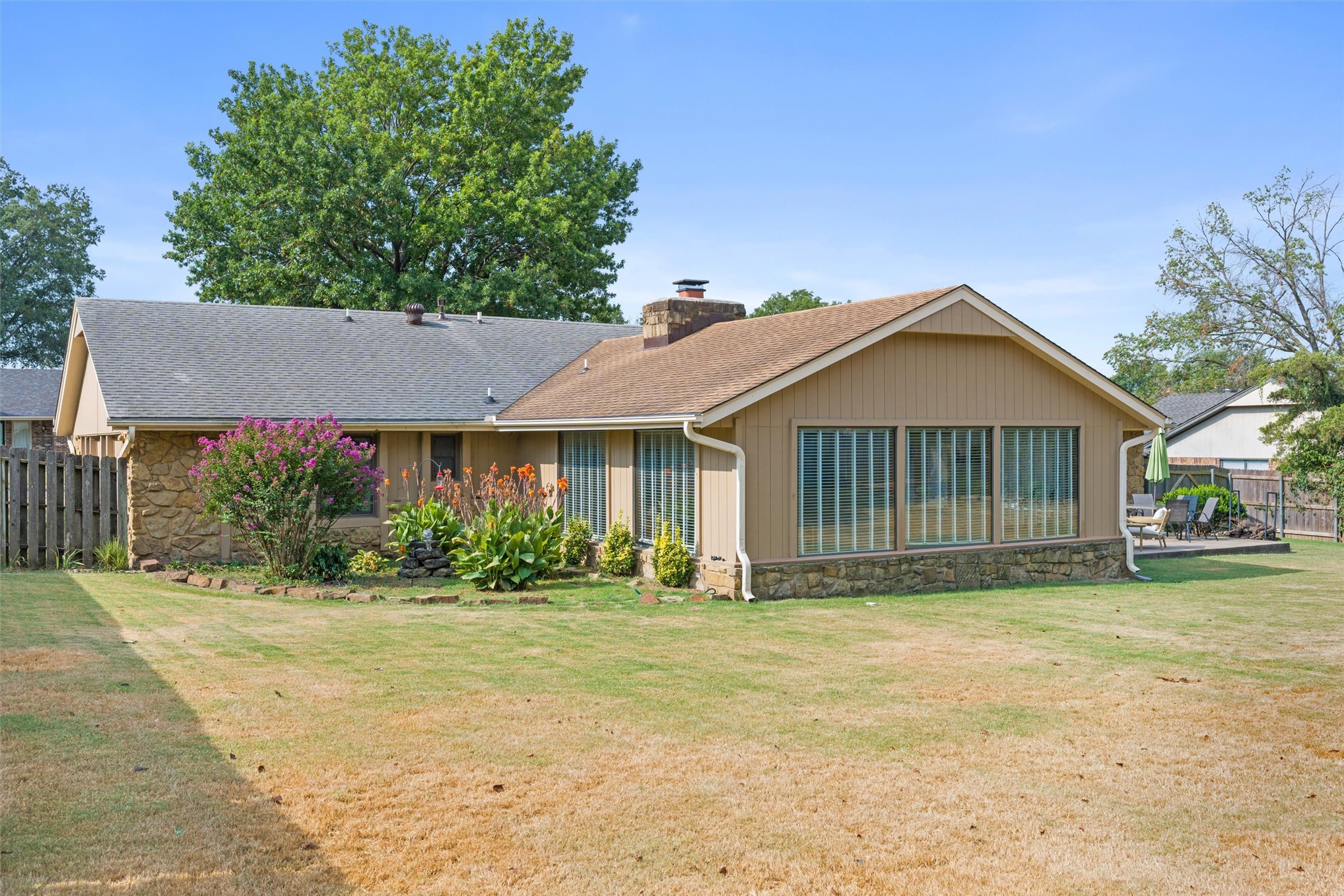 2632 Williamsburg Street Bartlesville OK 74006