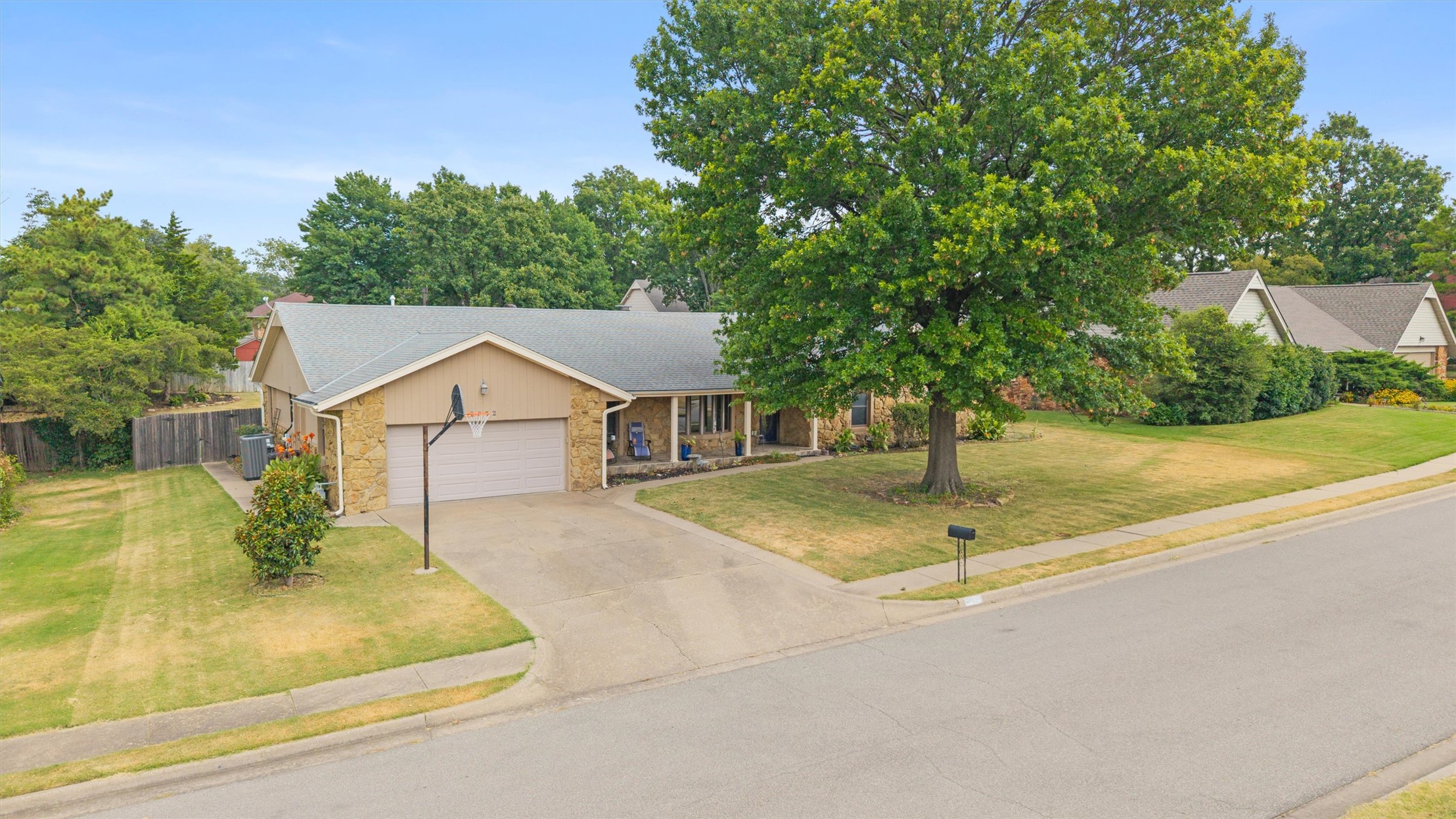 2632 Williamsburg Street Bartlesville OK 74006