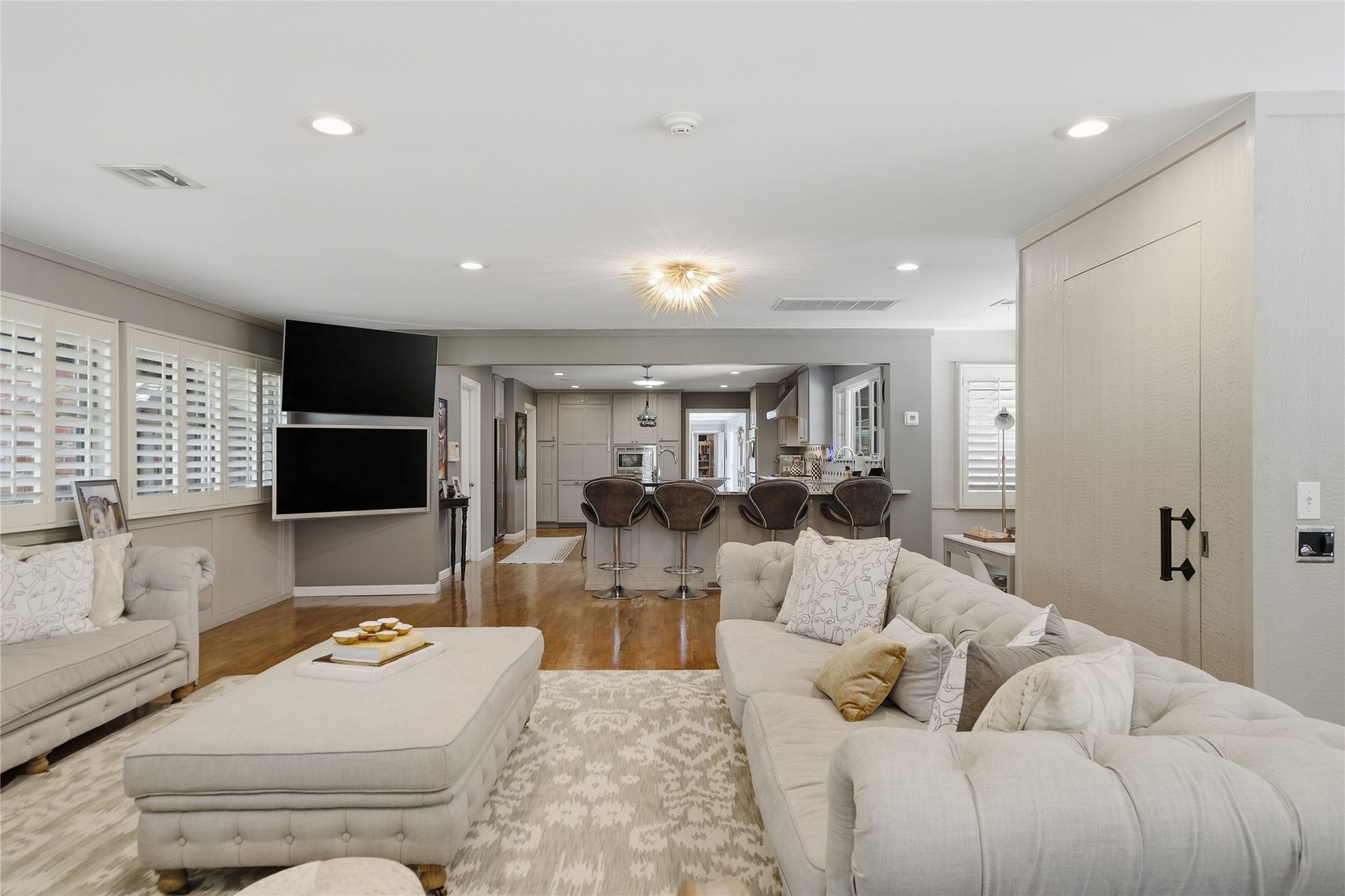 2802 E 67th Place Tulsa OK 74136