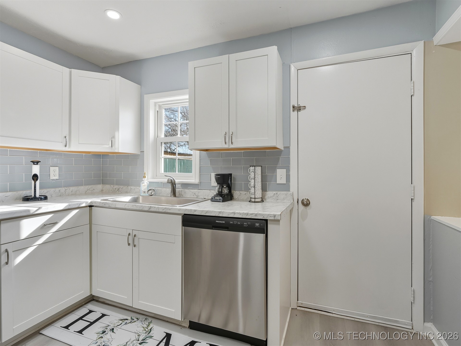 1215 E Beverly Ada OK 74820