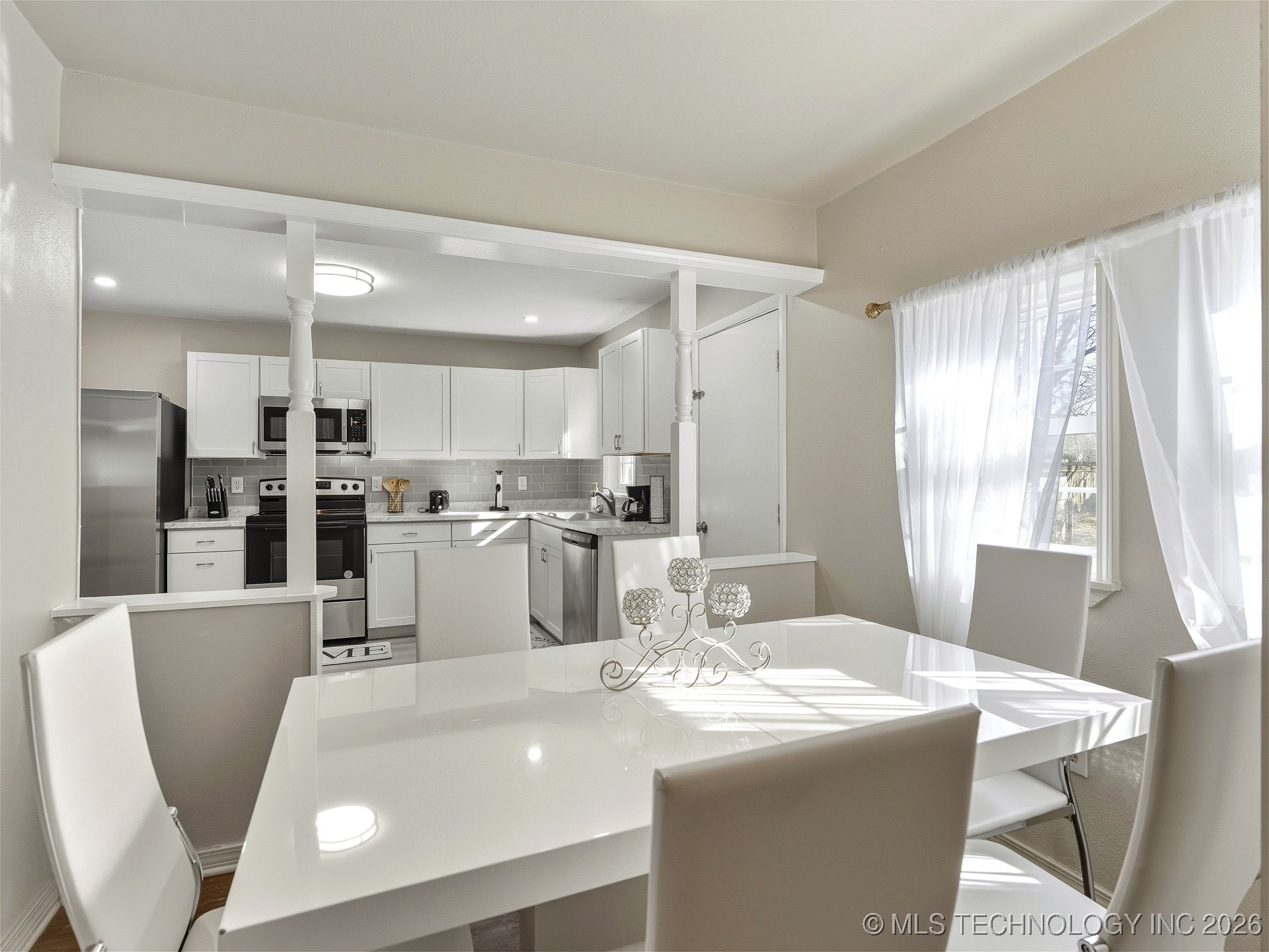 1215 E Beverly Ada OK 74820