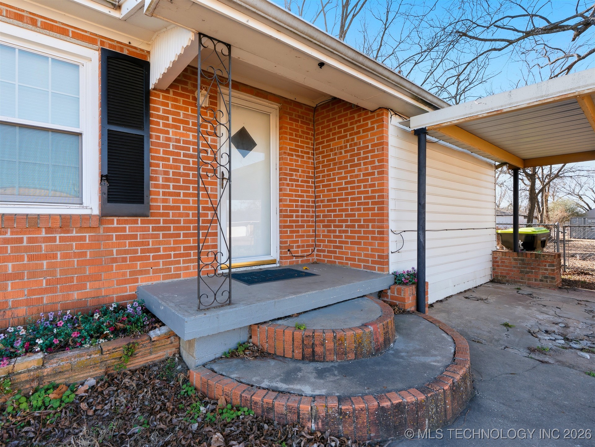 1215 E Beverly Ada OK 74820