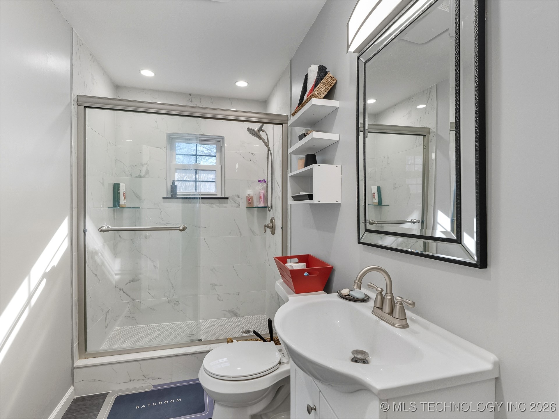 1215 E Beverly Ada OK 74820