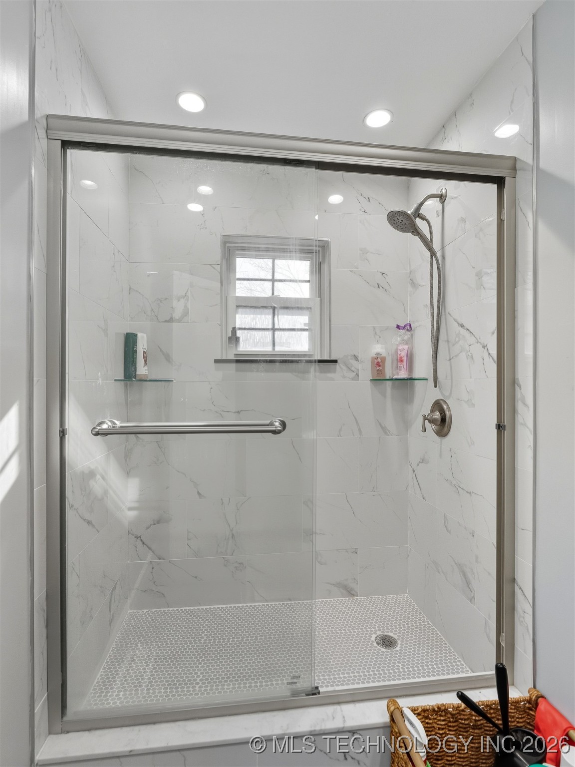 1215 E Beverly Ada OK 74820