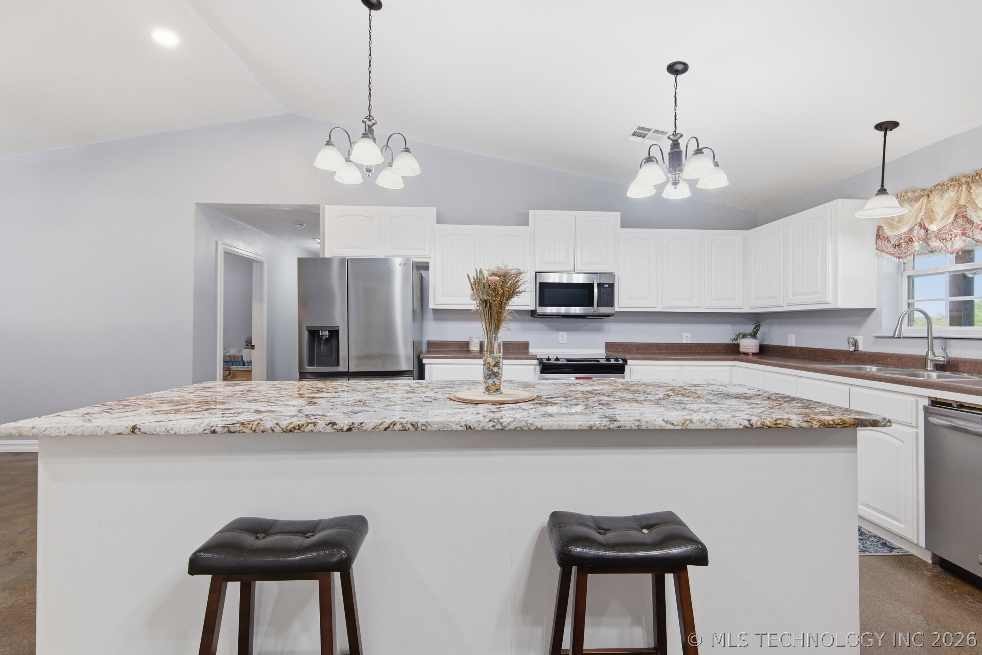 233 E 113th Street S Oktaha OK 74450
