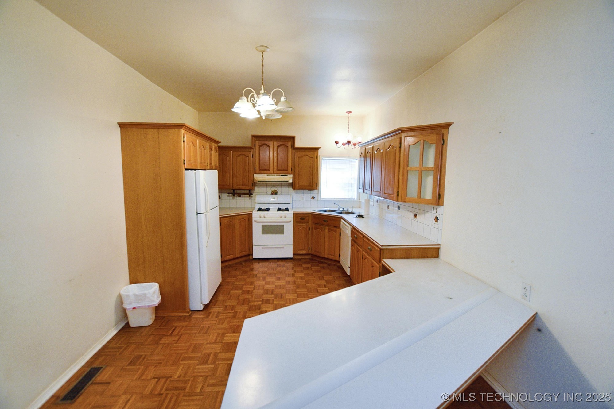 16759 W Burchett Road Tahlequah OK 74464