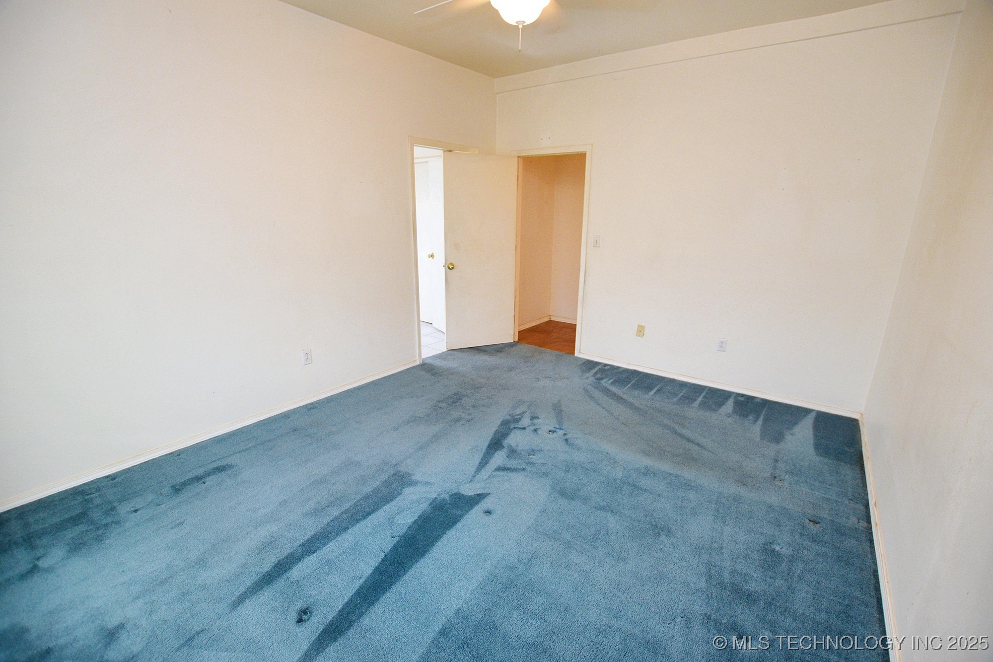 16759 W Burchett Road Tahlequah OK 74464
